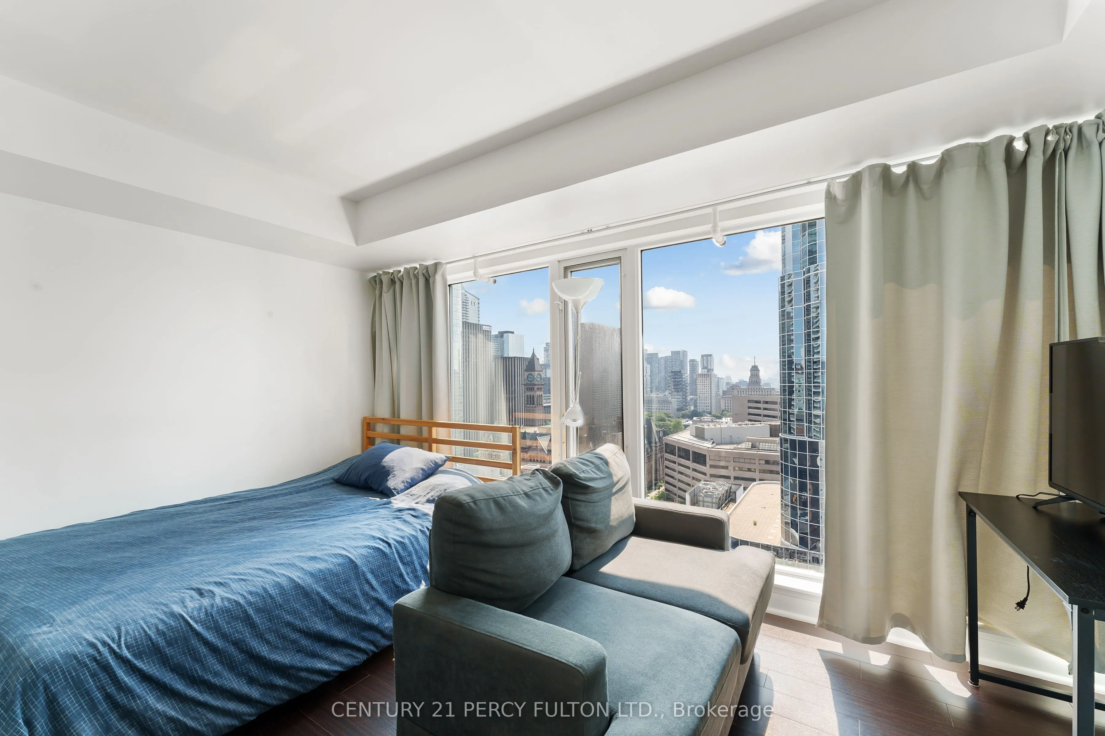 210 Victoria Street, #2411