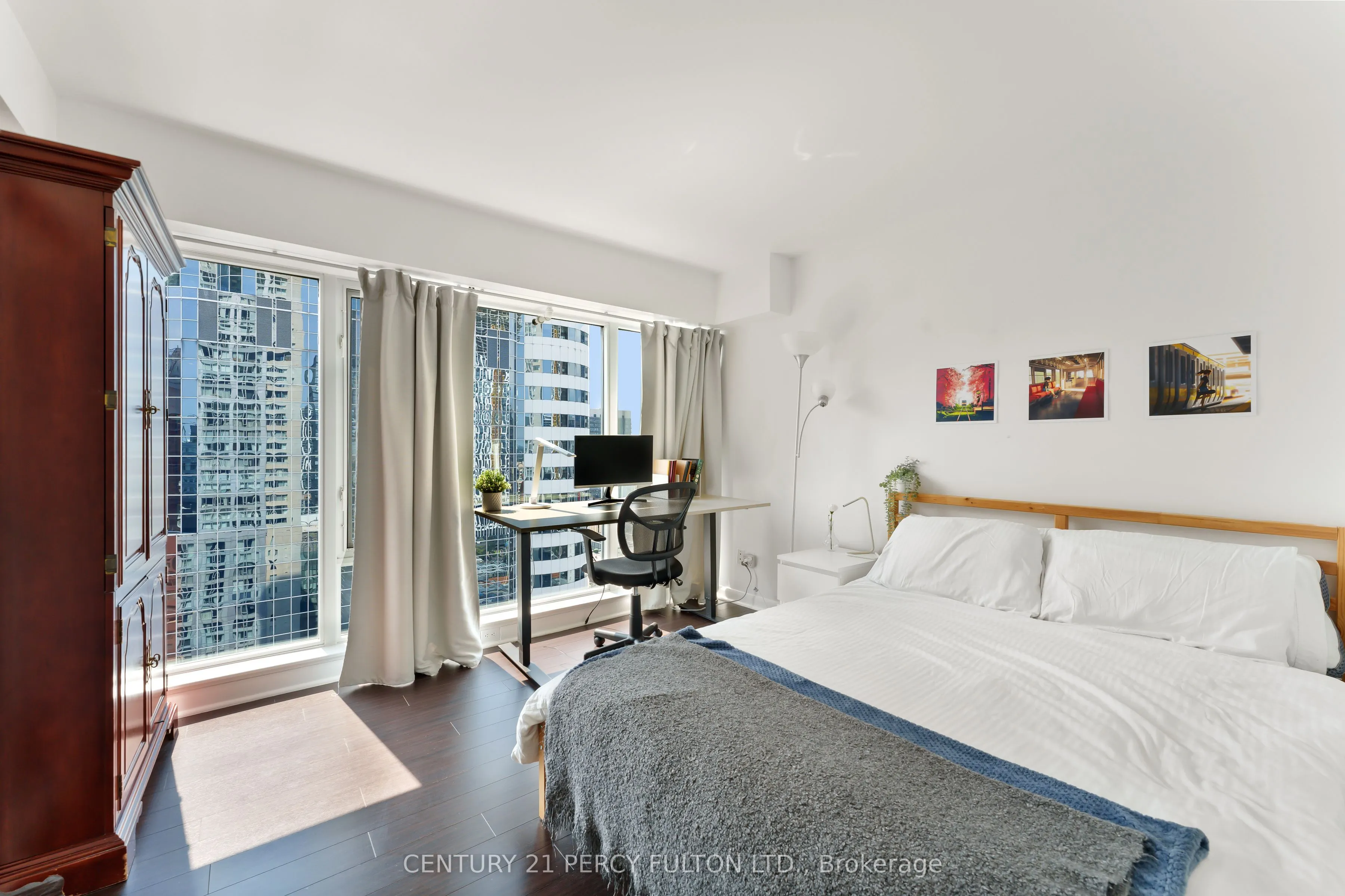 210 Victoria Street, #2411