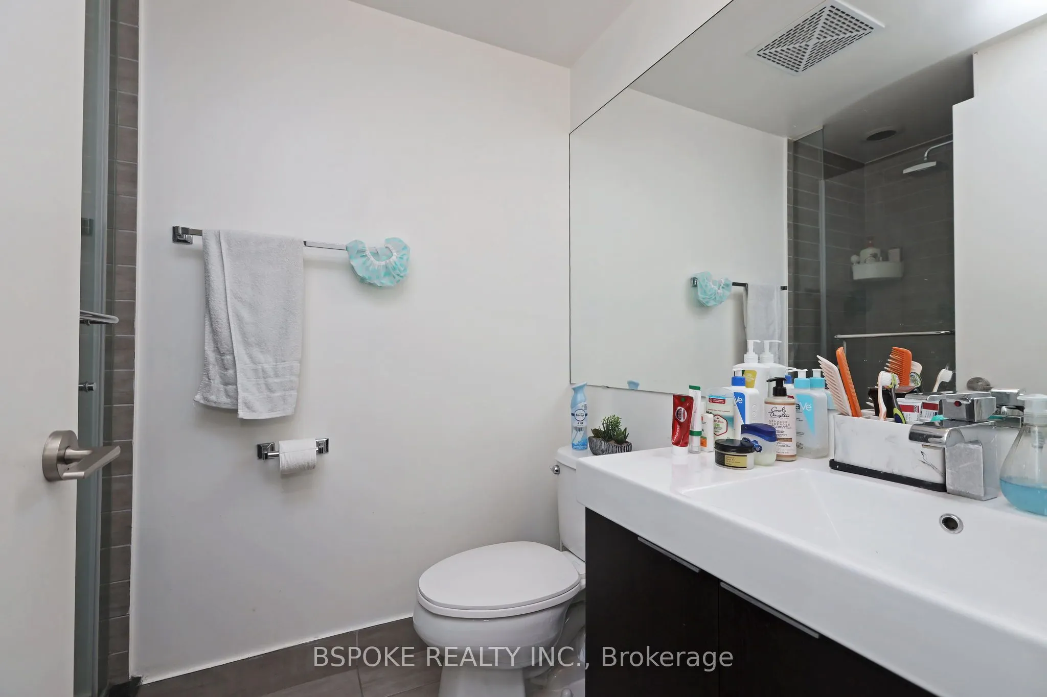 478 King Street W, #319