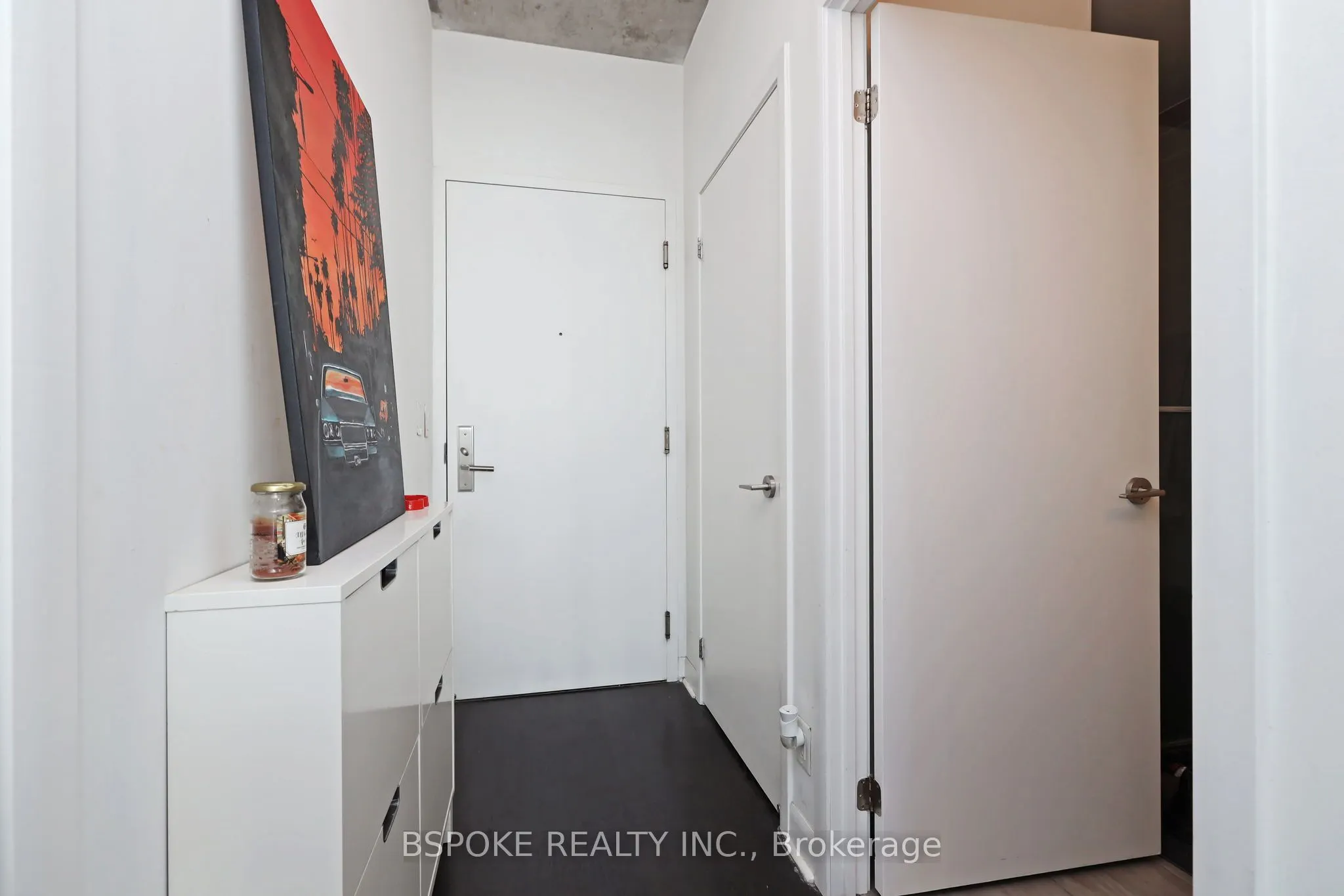 478 King Street W, #319