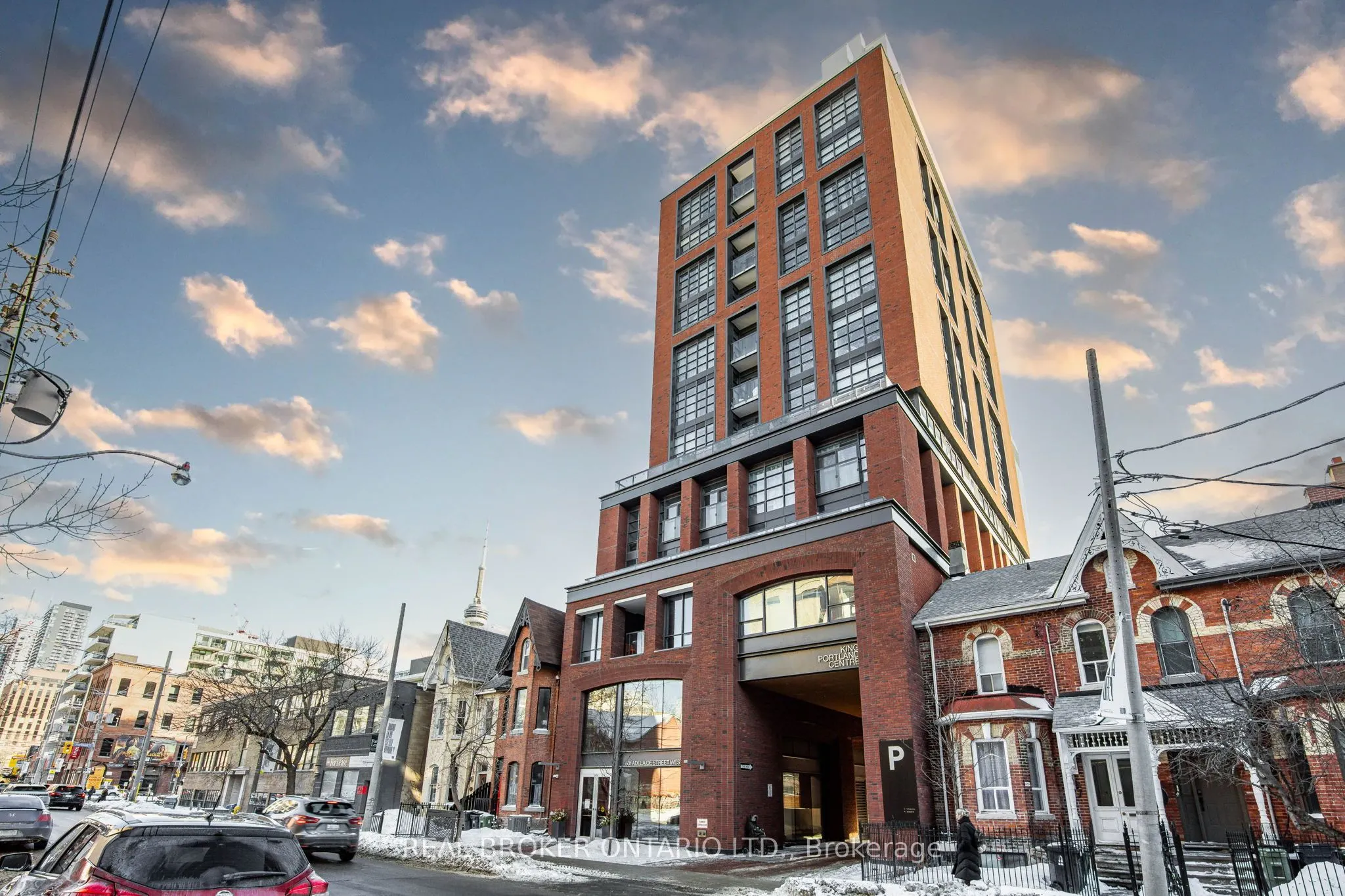 501 Adelaide Street W, #307