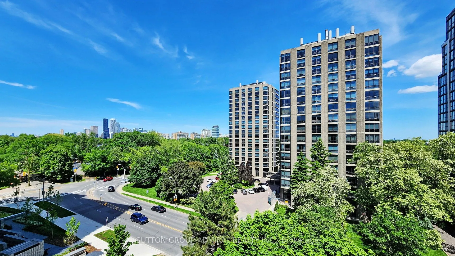 616 Avenue Road, #602