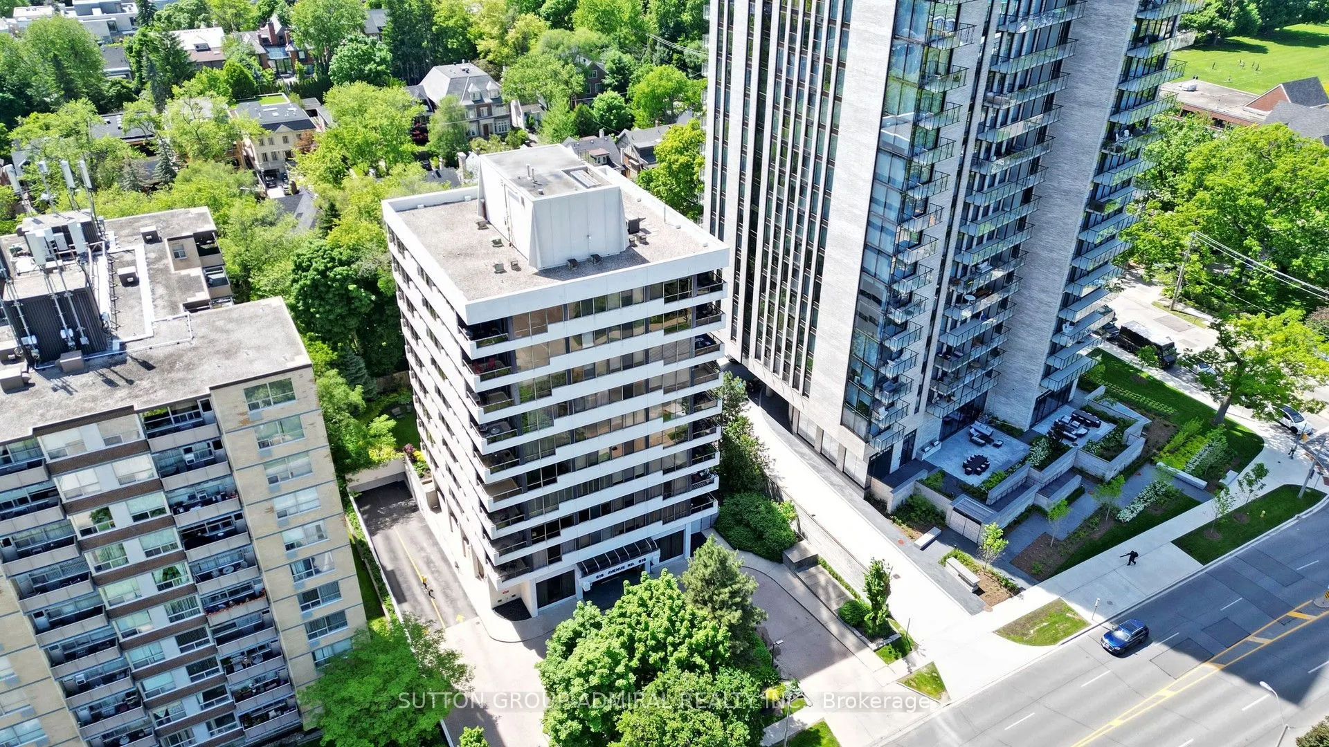 616 Avenue Road, #602