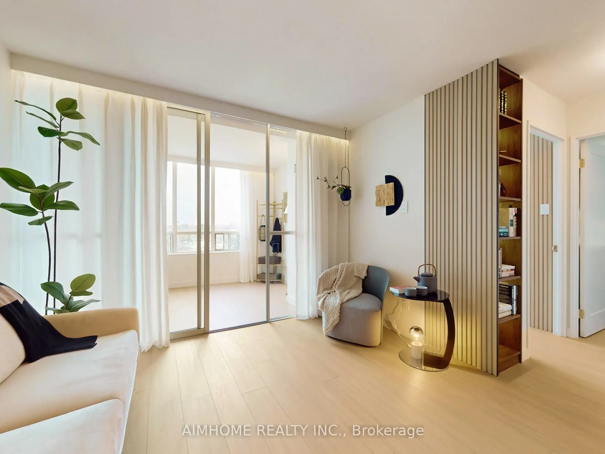 260 Doris Avenue, #907