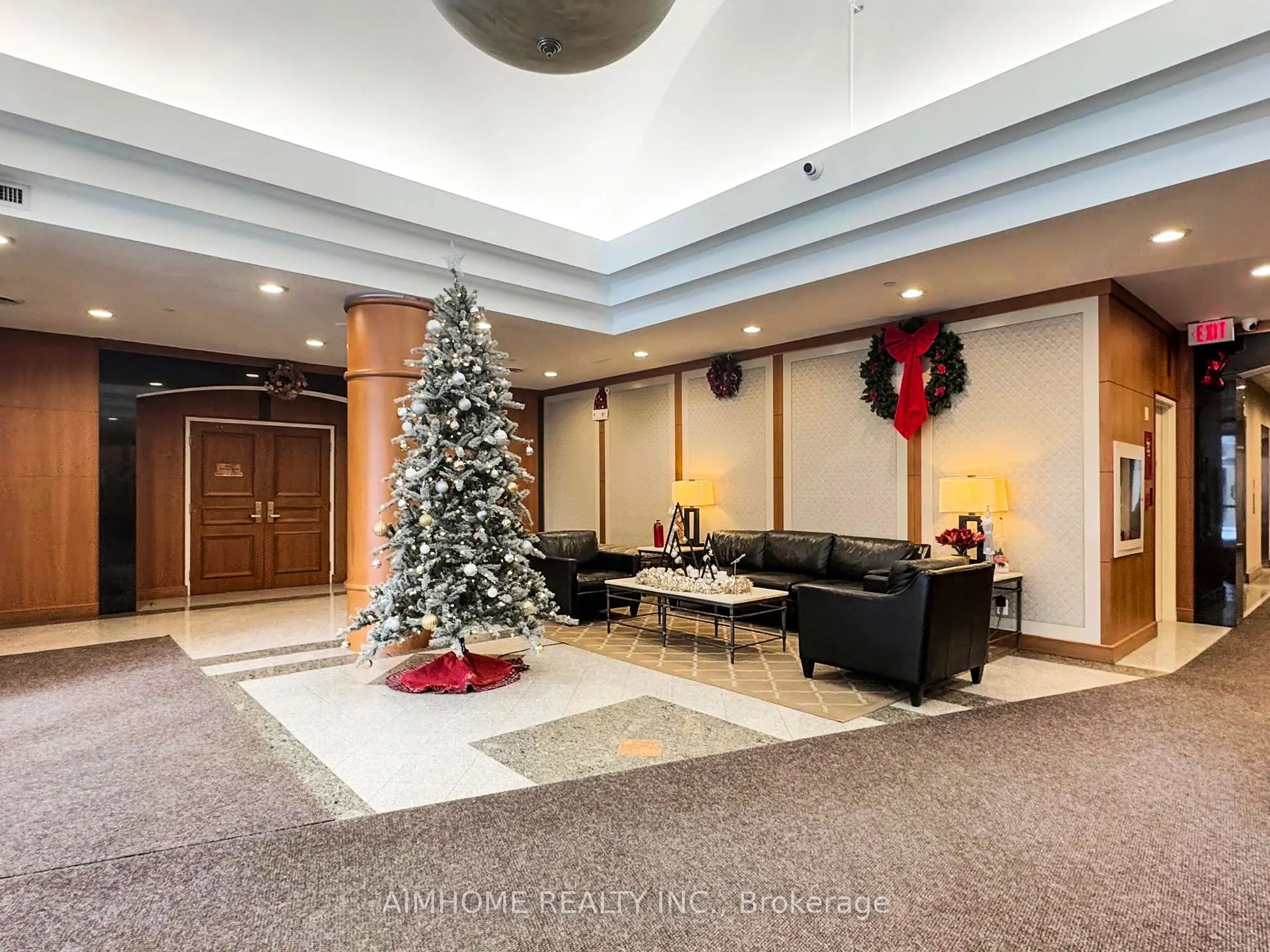 260 Doris Avenue, #907