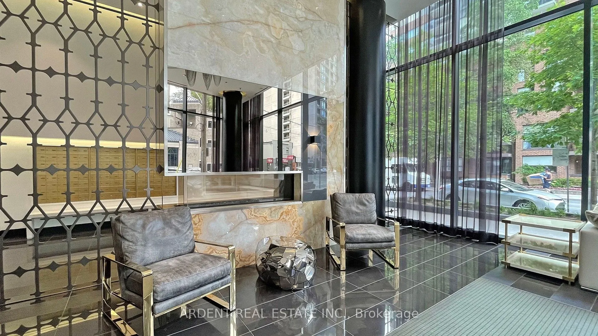 32 Davenport Road, #1107