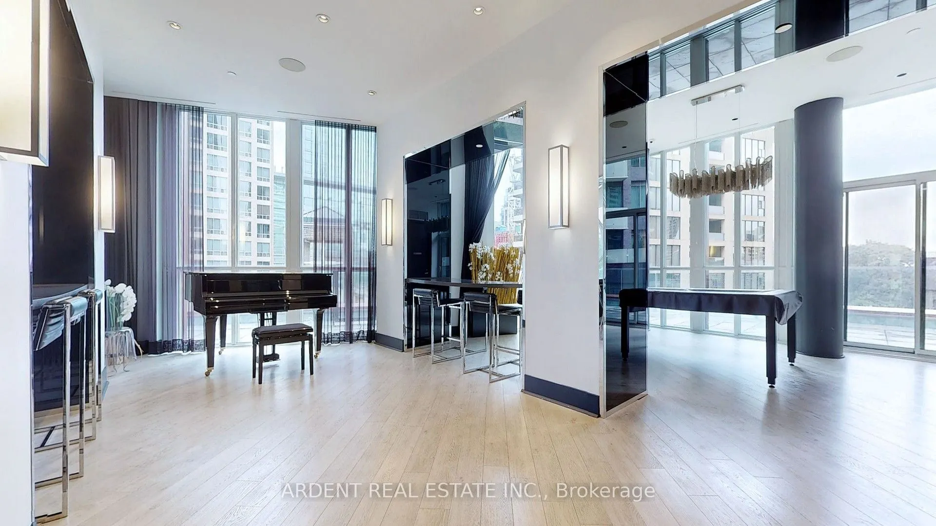 32 Davenport Road, #1107