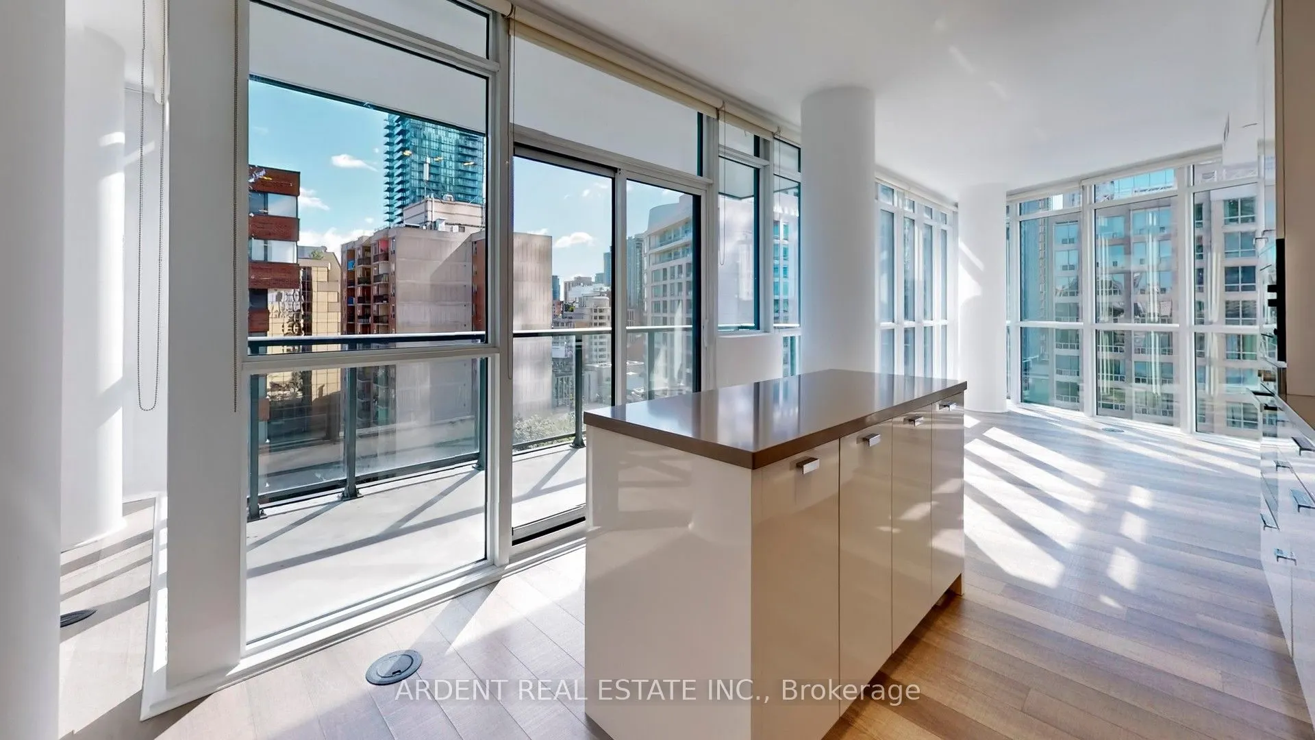 32 Davenport Road, #1107