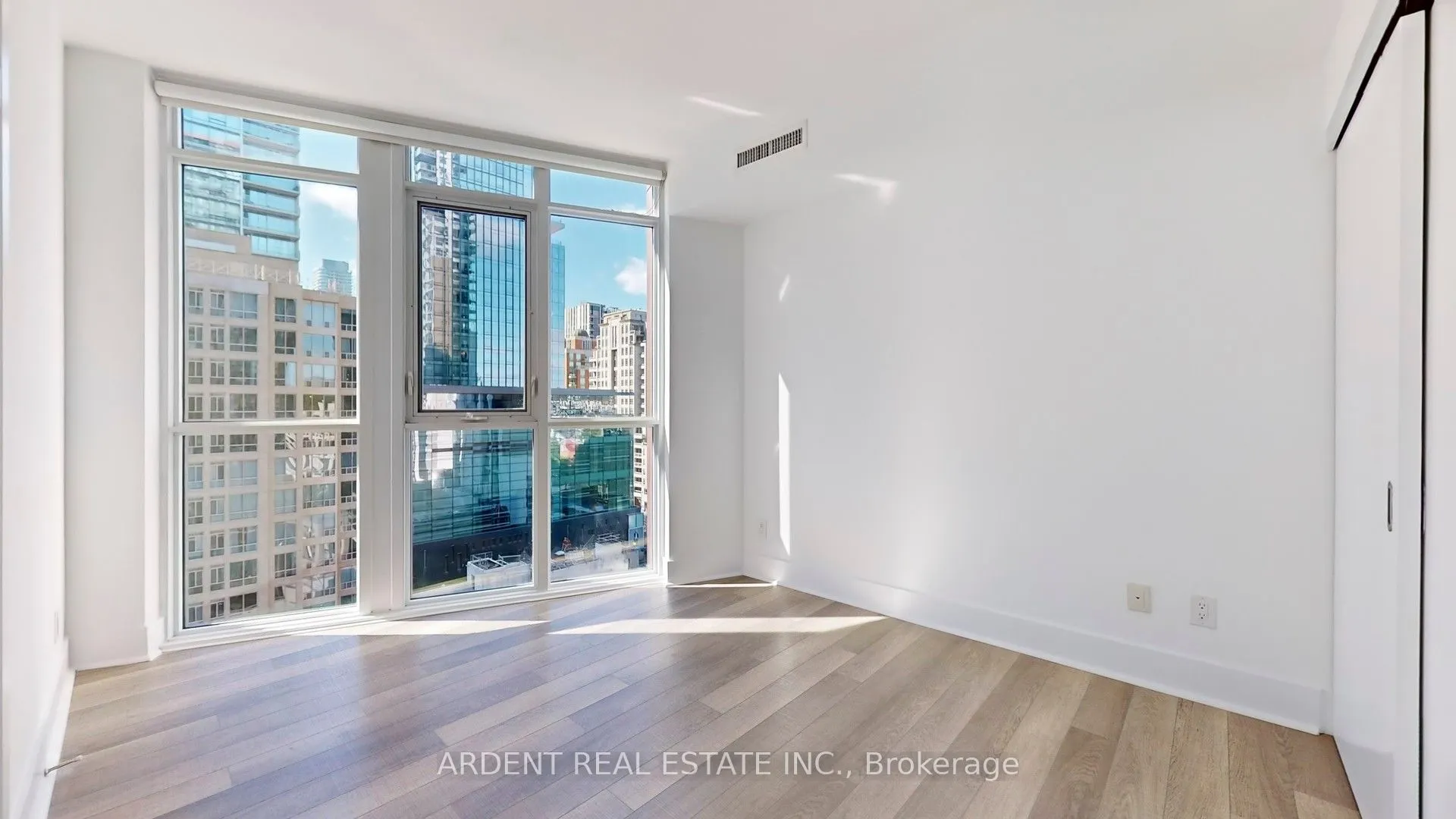 32 Davenport Road, #1107