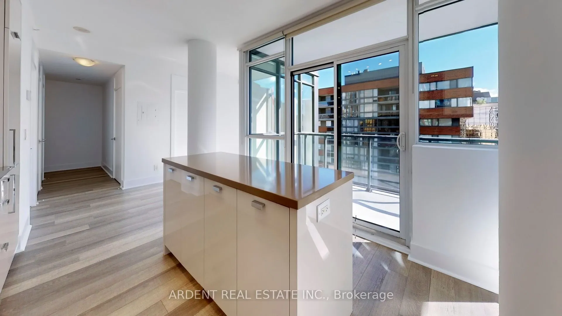 32 Davenport Road, #1107