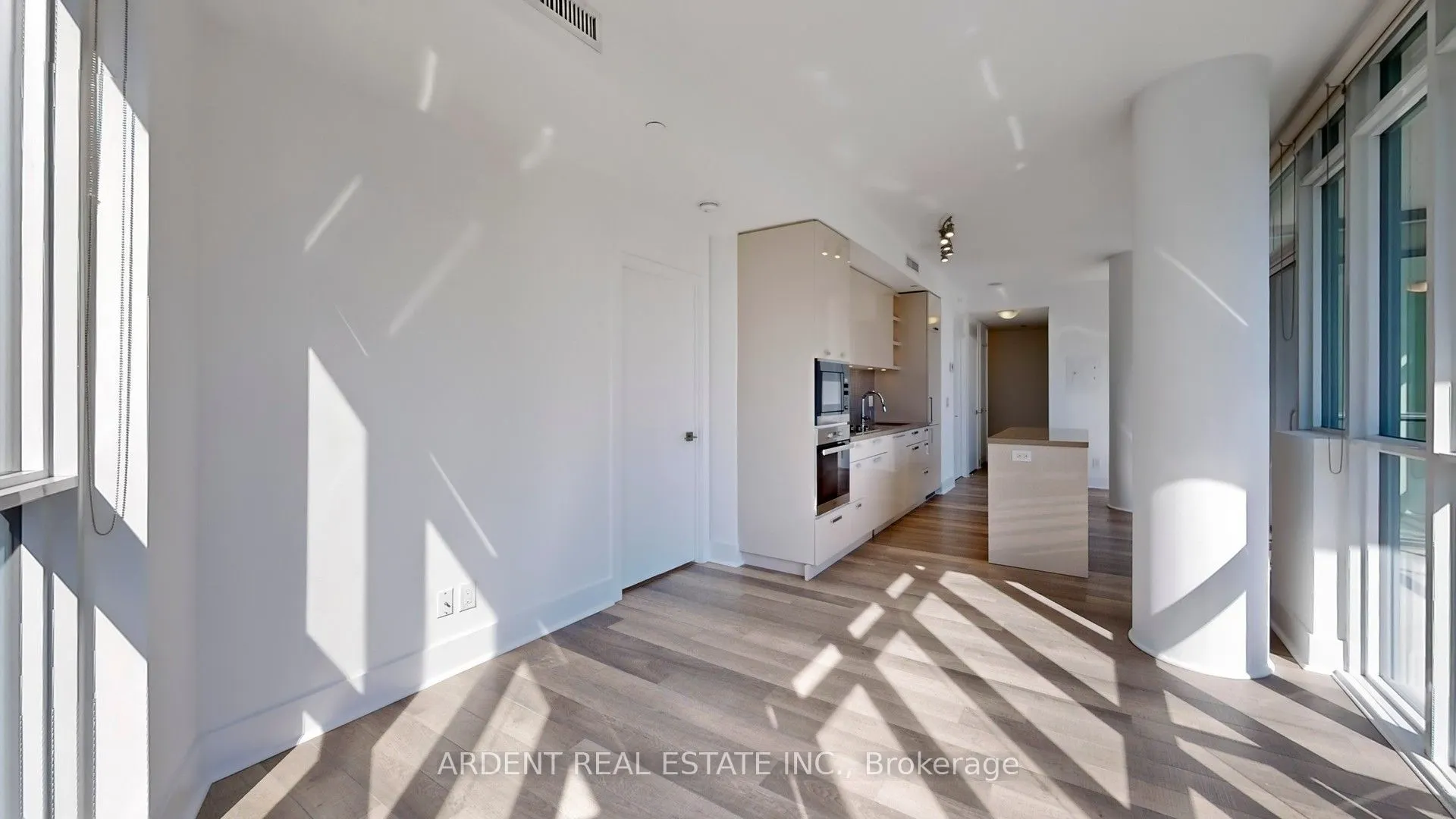 32 Davenport Road, #1107
