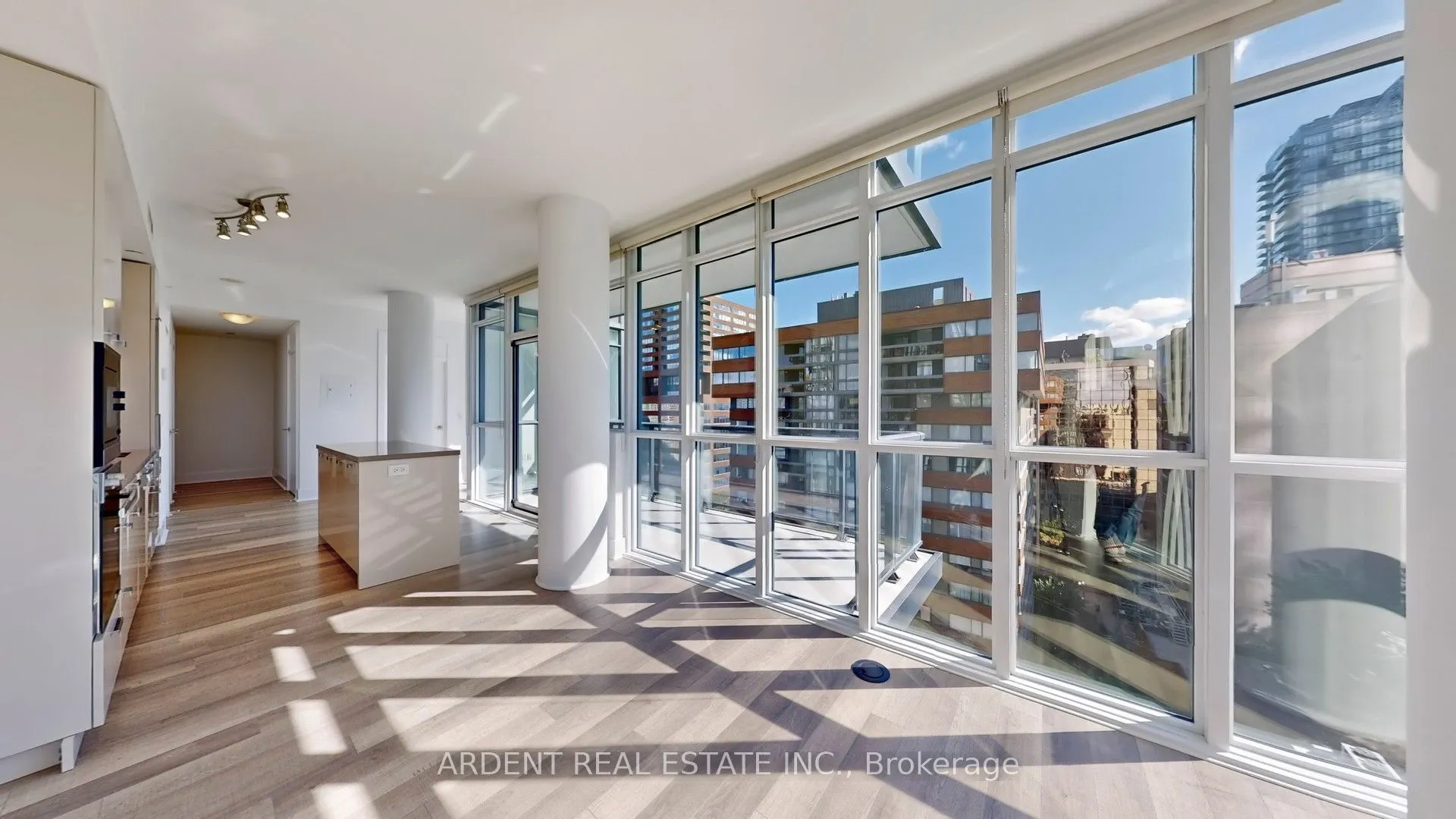 32 Davenport Road, #1107