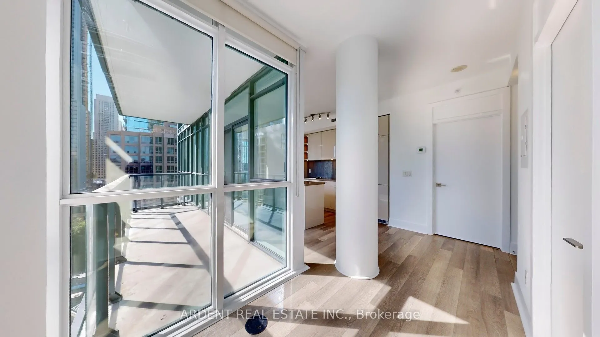 32 Davenport Road, #1107
