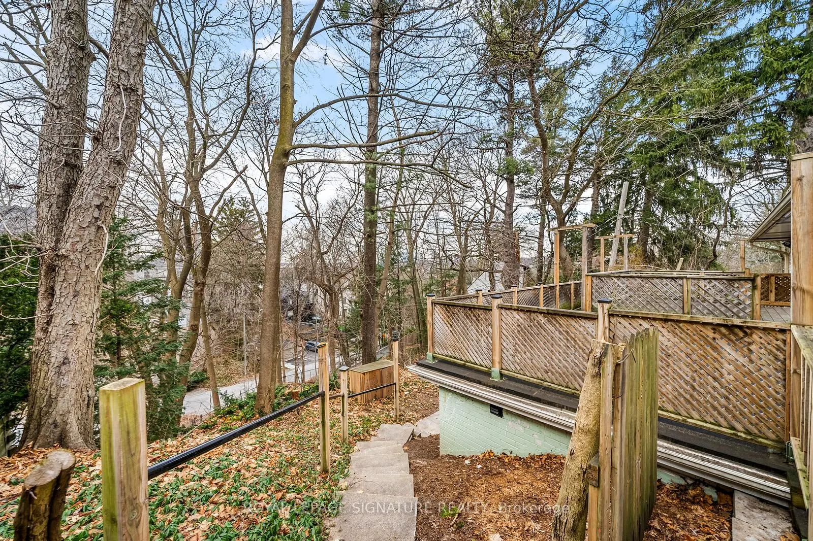 21 Donwoods Drive, #Lower