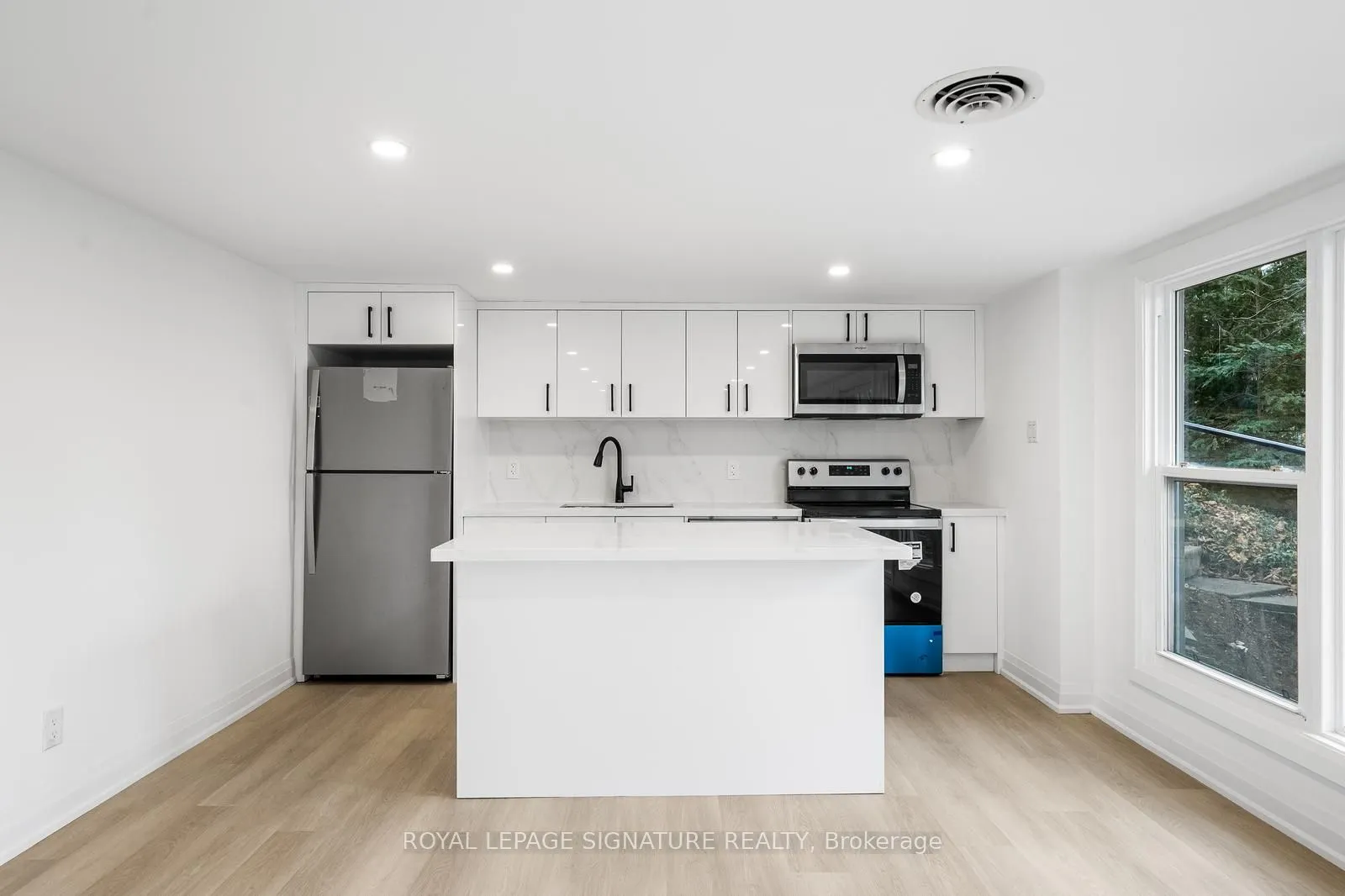 21 Donwoods Drive, #Lower