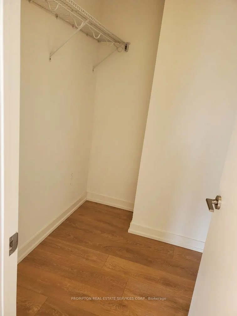 115 Mcmahon Drive, #1710