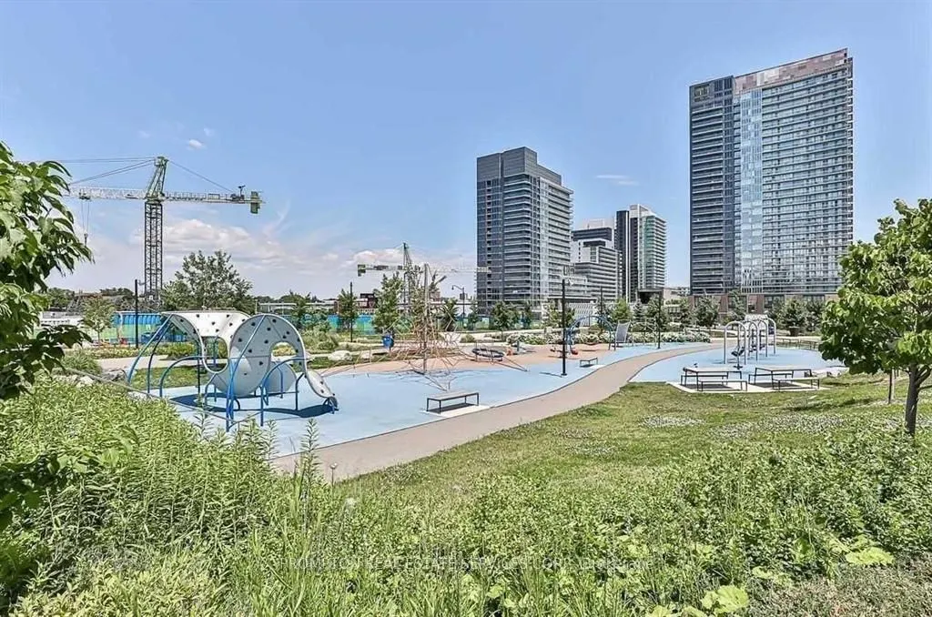 115 Mcmahon Drive, #1710