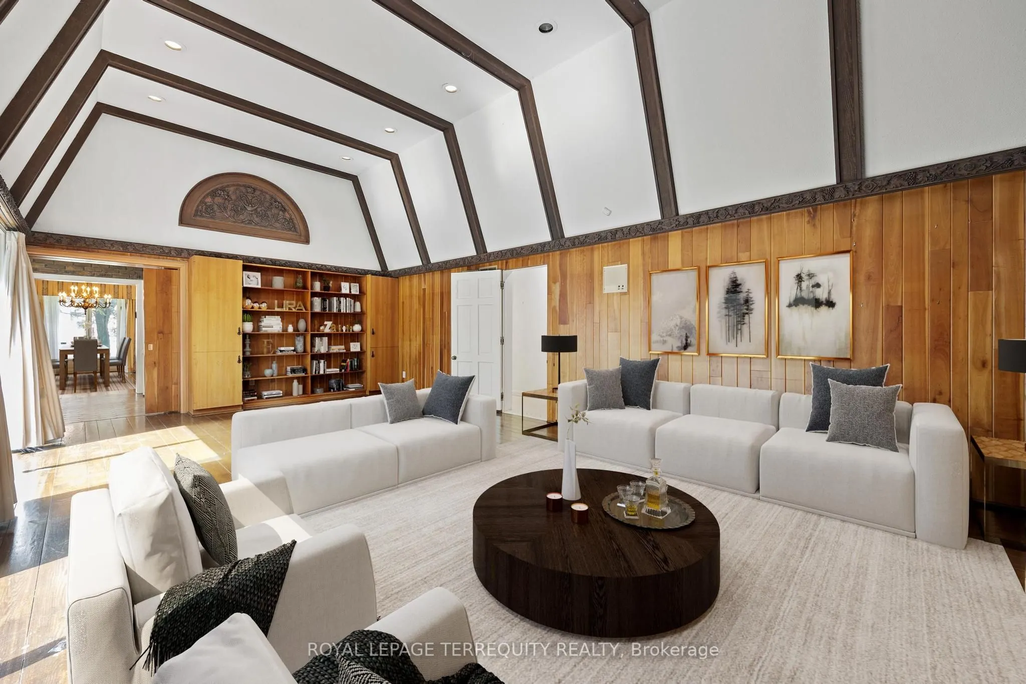 2 Chieftain Crescent
