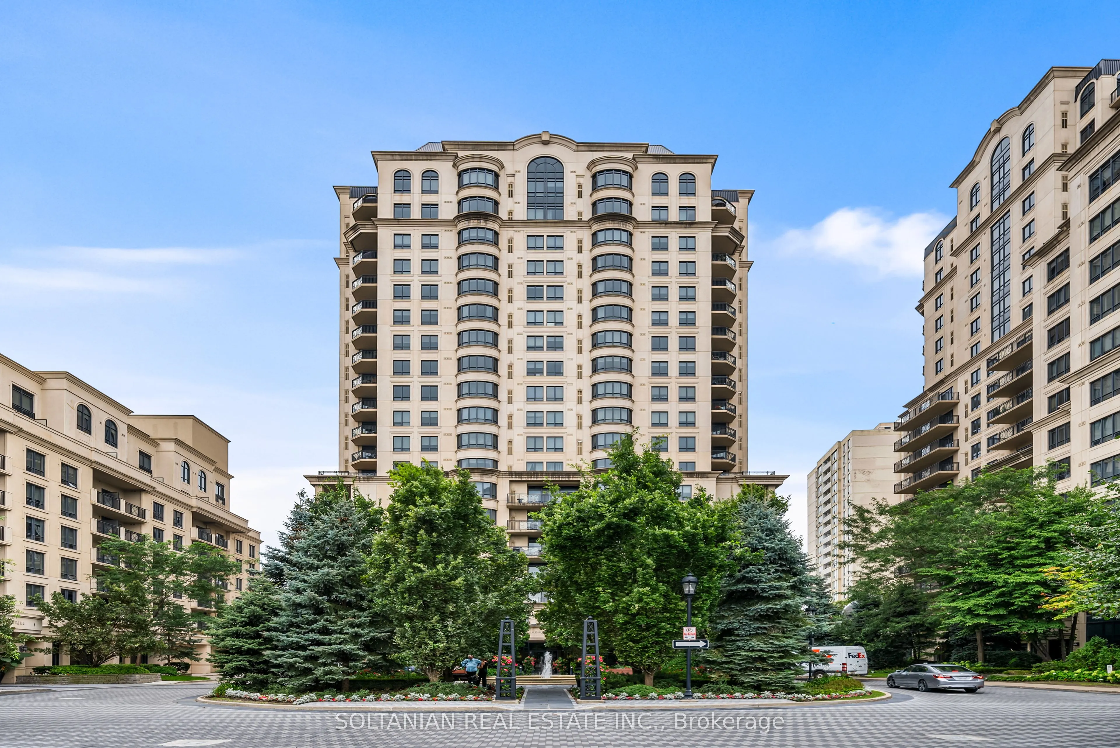 660 Sheppard Avenue E, #Lph3