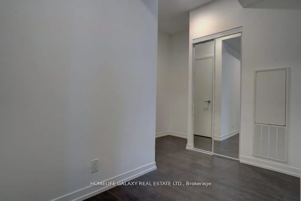 2020 Bathurst Street, #307