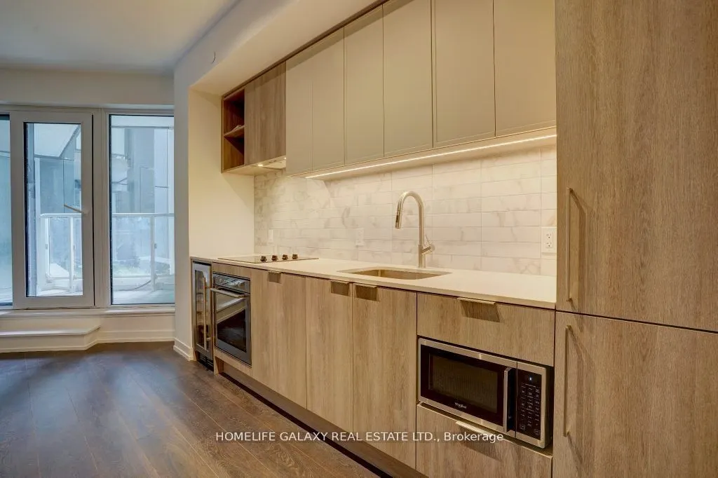 2020 Bathurst Street, #307