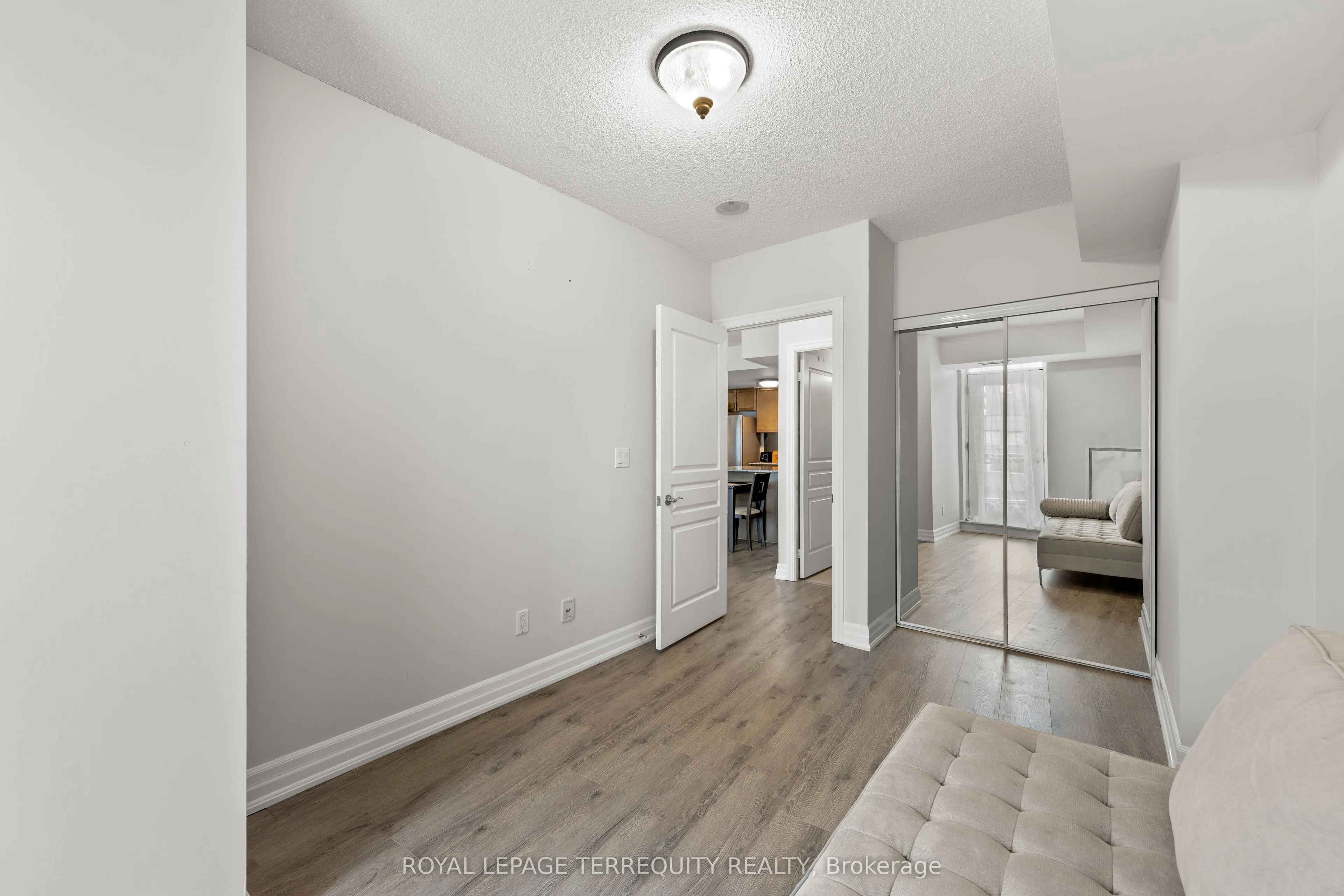 8 Scollard Street, #1410