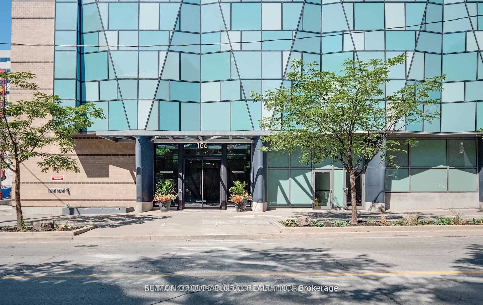 156 Portland Street, #403