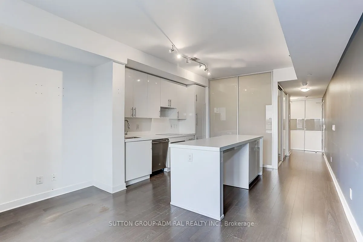 156 Portland Street, #403