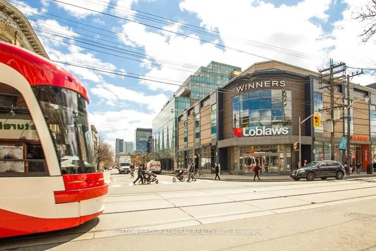 156 Portland Street, #403