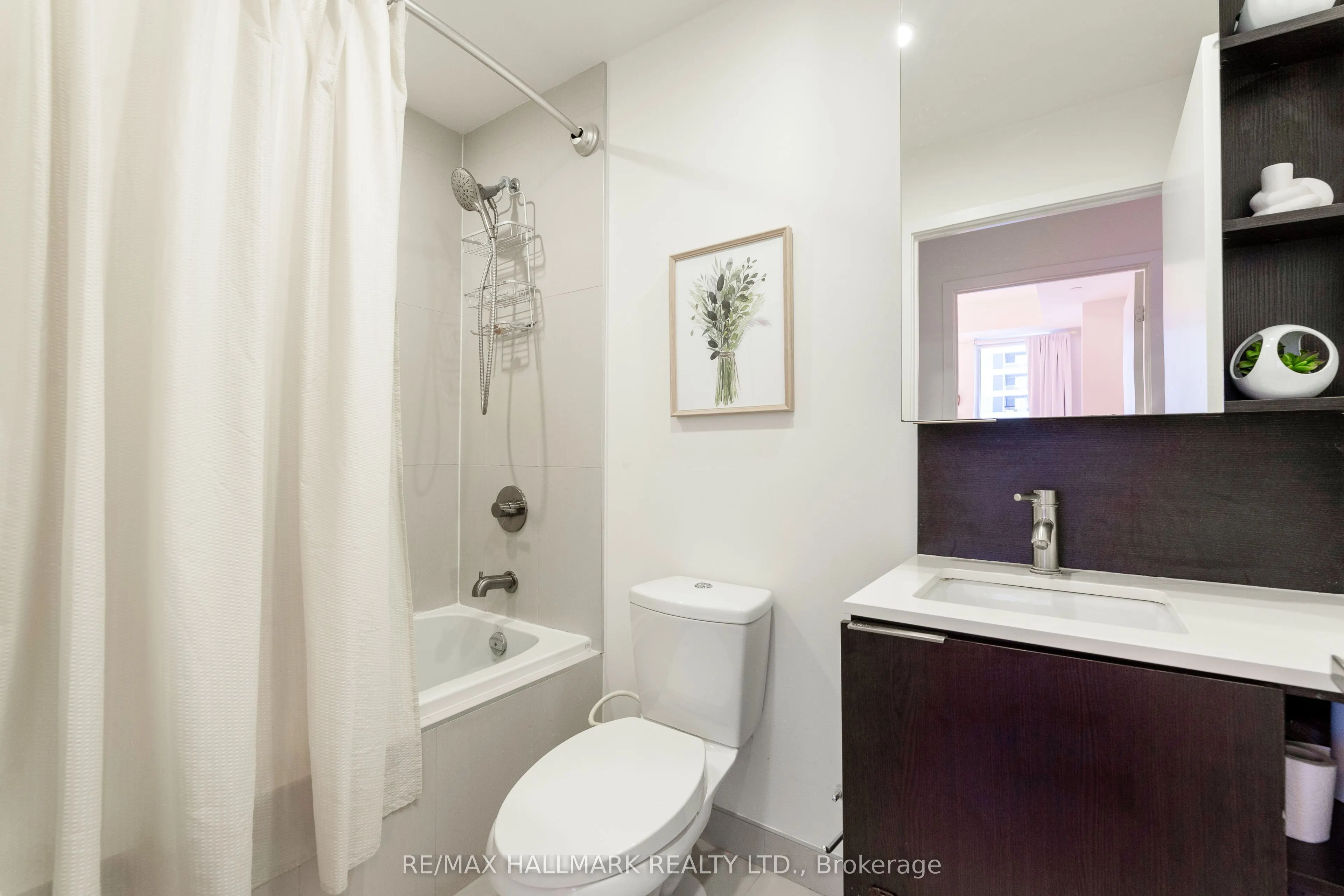 170 Sumach Street, #2101