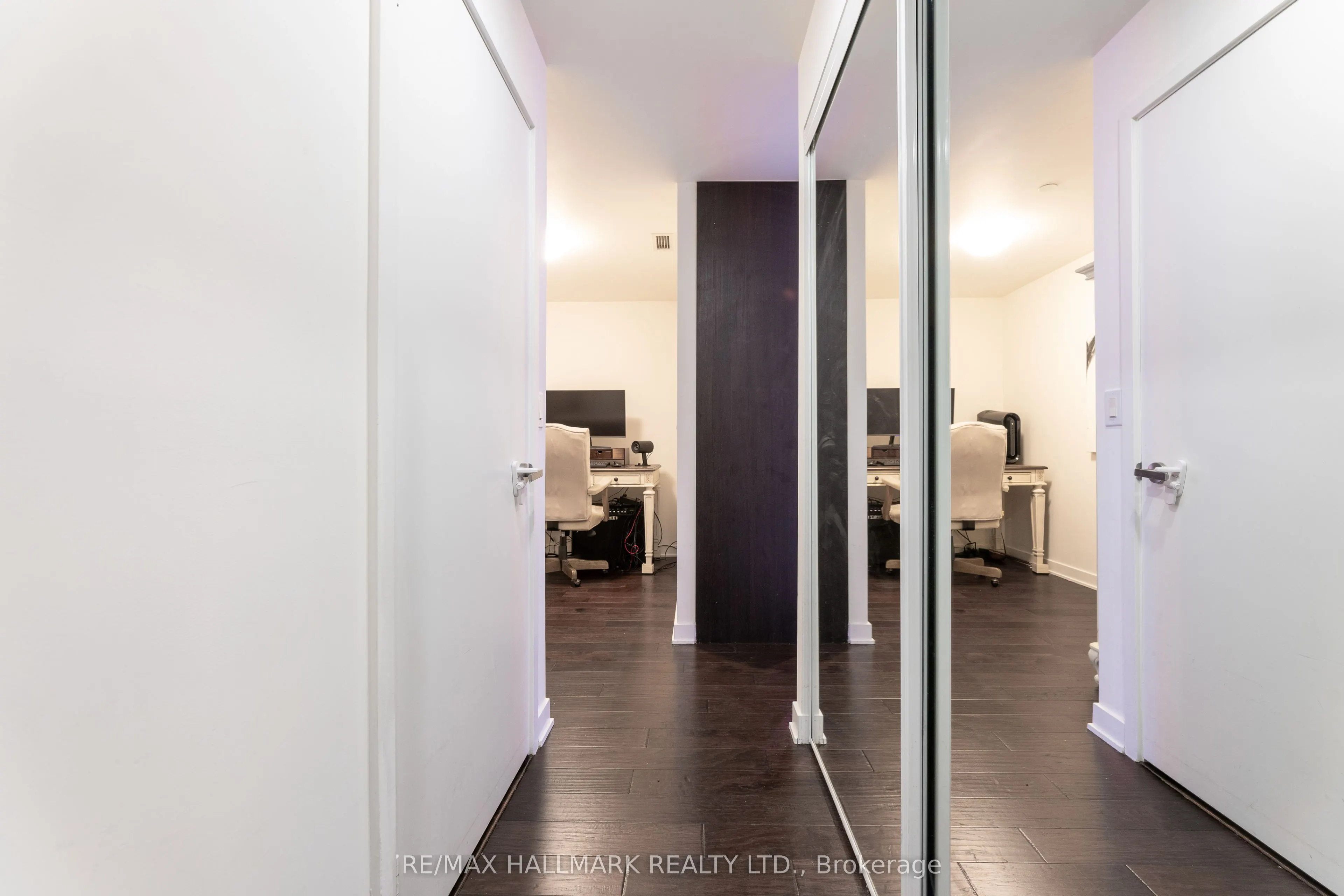 170 Sumach Street, #2101