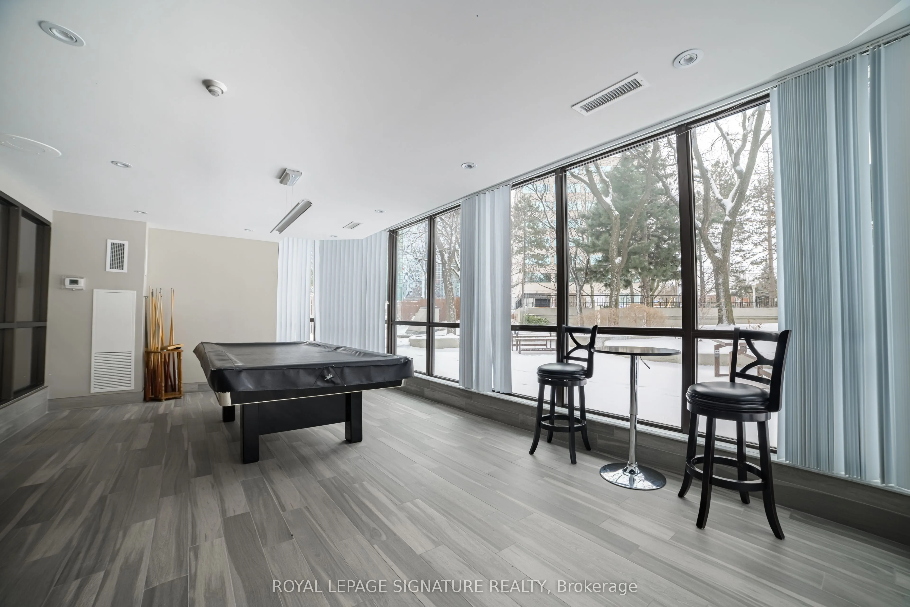 33 Elmhurst Avenue, #104