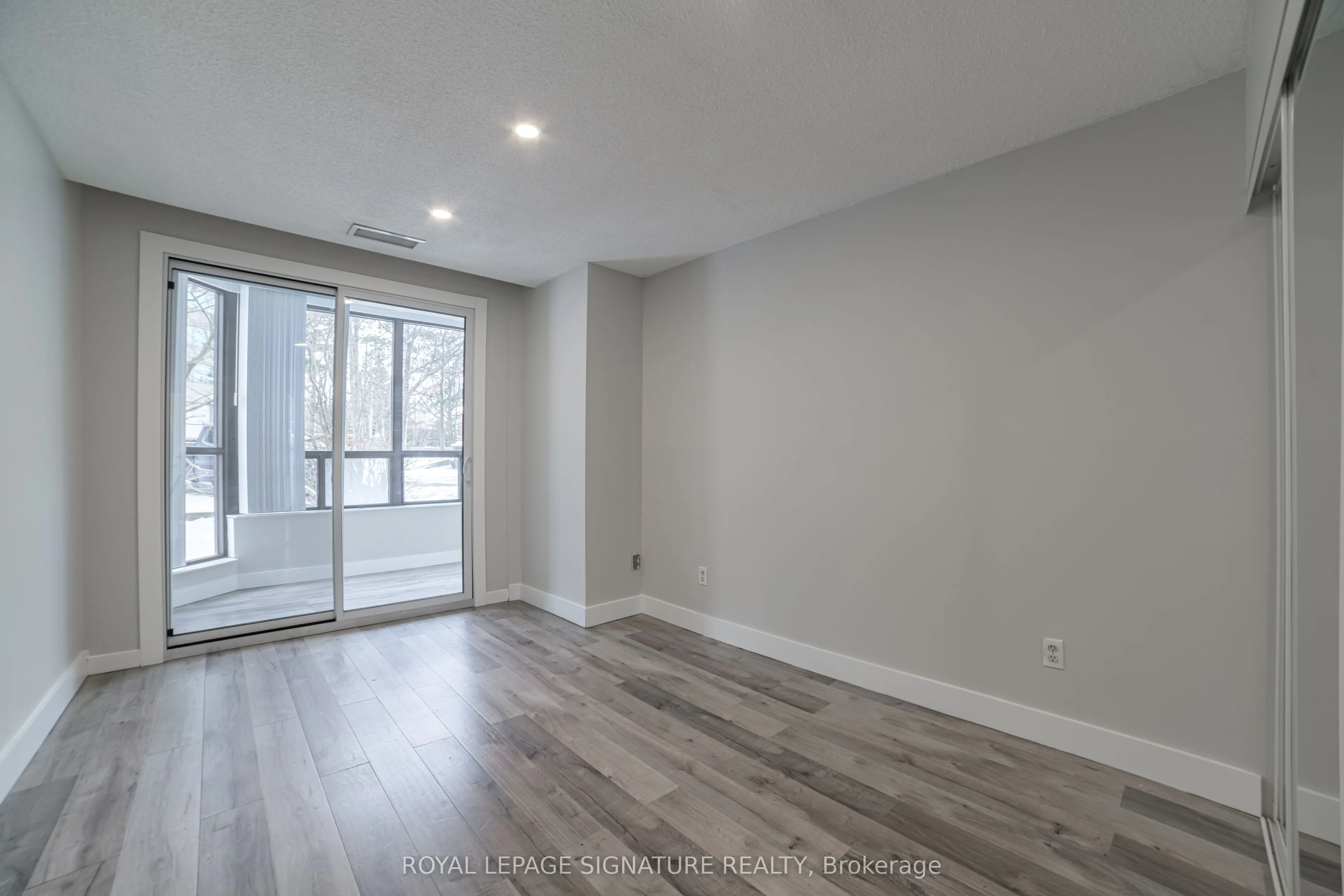 33 Elmhurst Avenue, #104