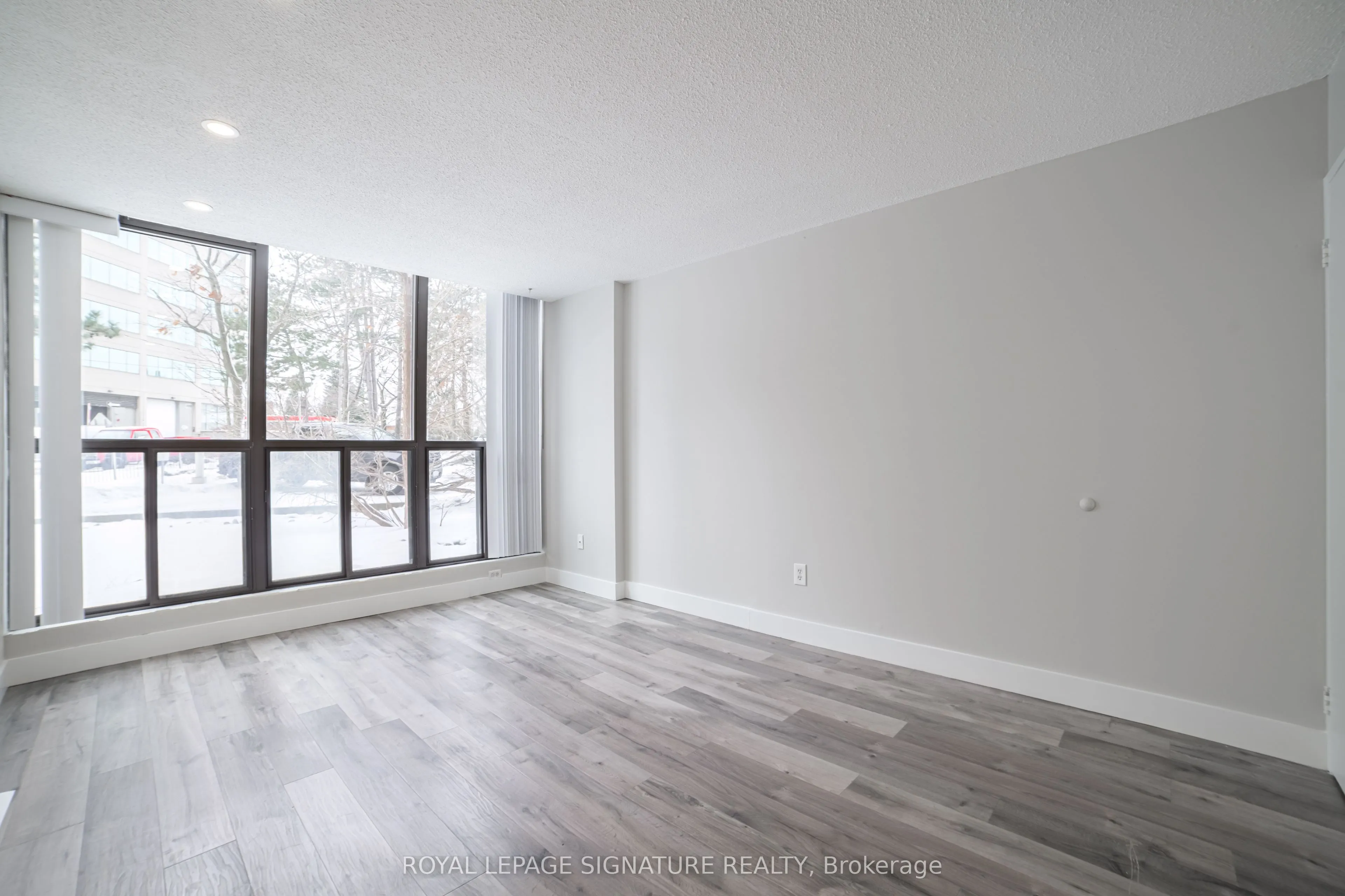 33 Elmhurst Avenue, #104