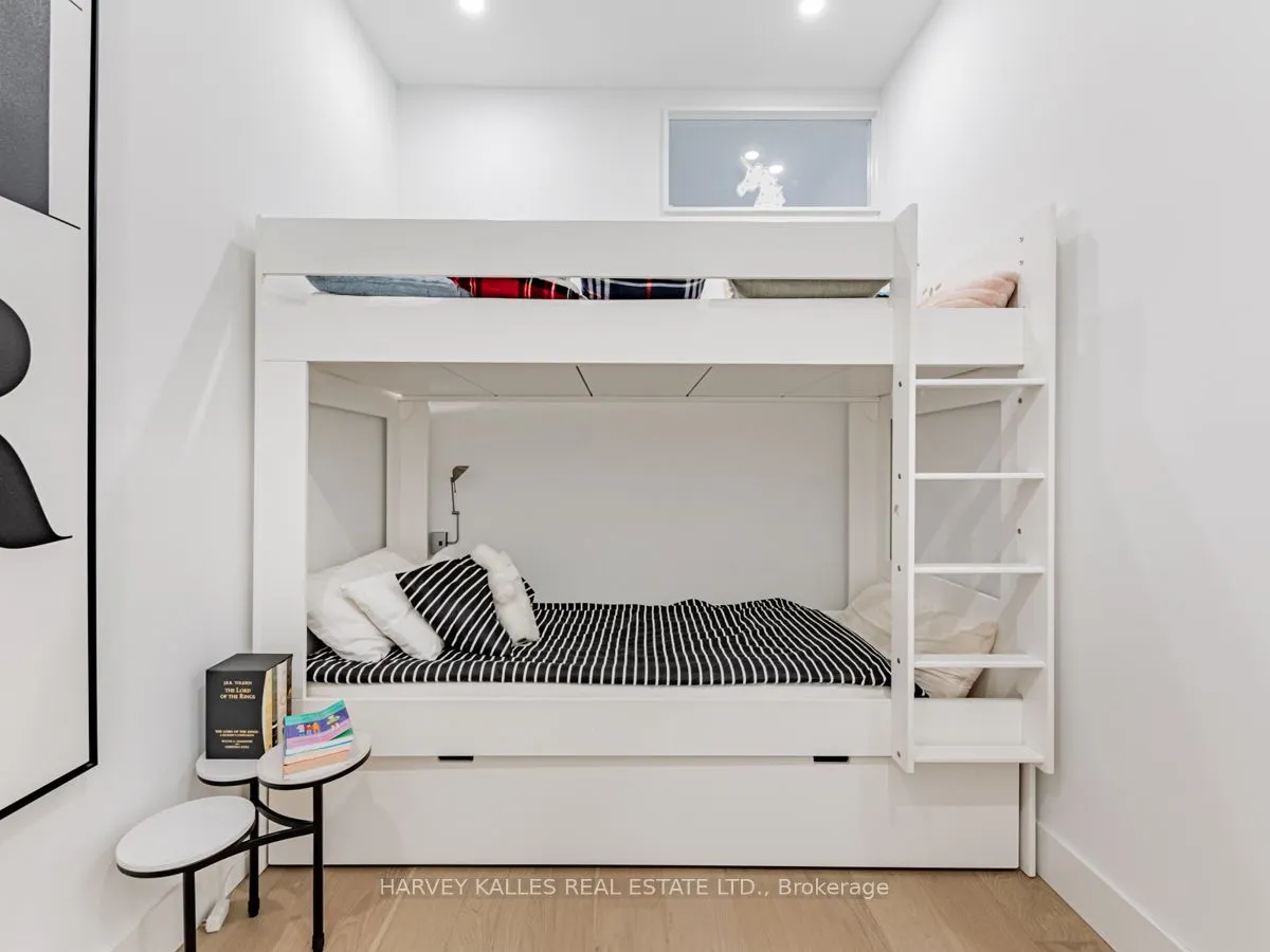 562 Eglinton Avenue E, #202