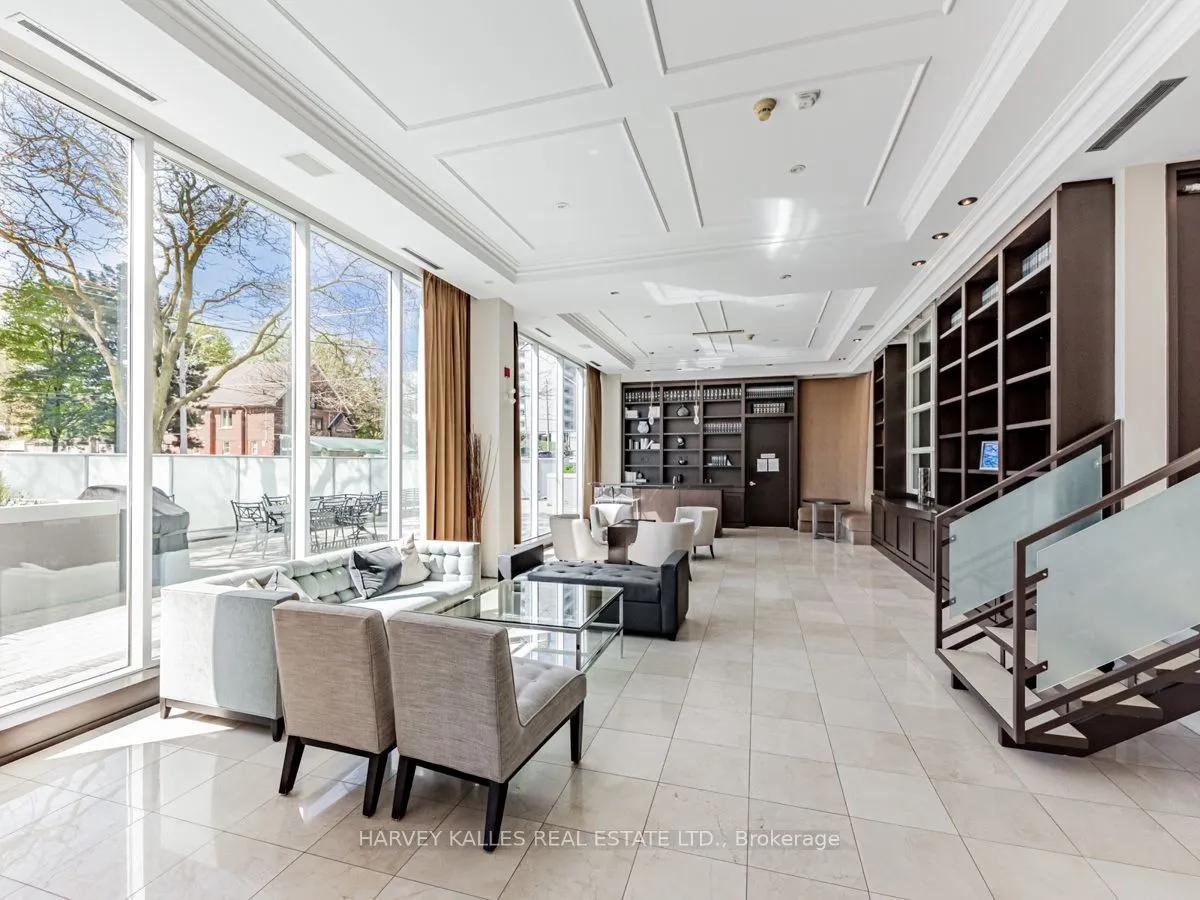 562 Eglinton Avenue E, #202