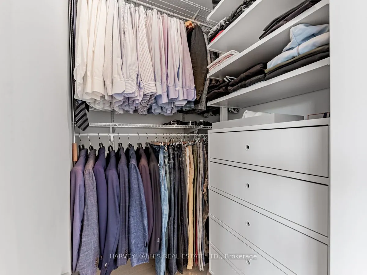 562 Eglinton Avenue E, #202