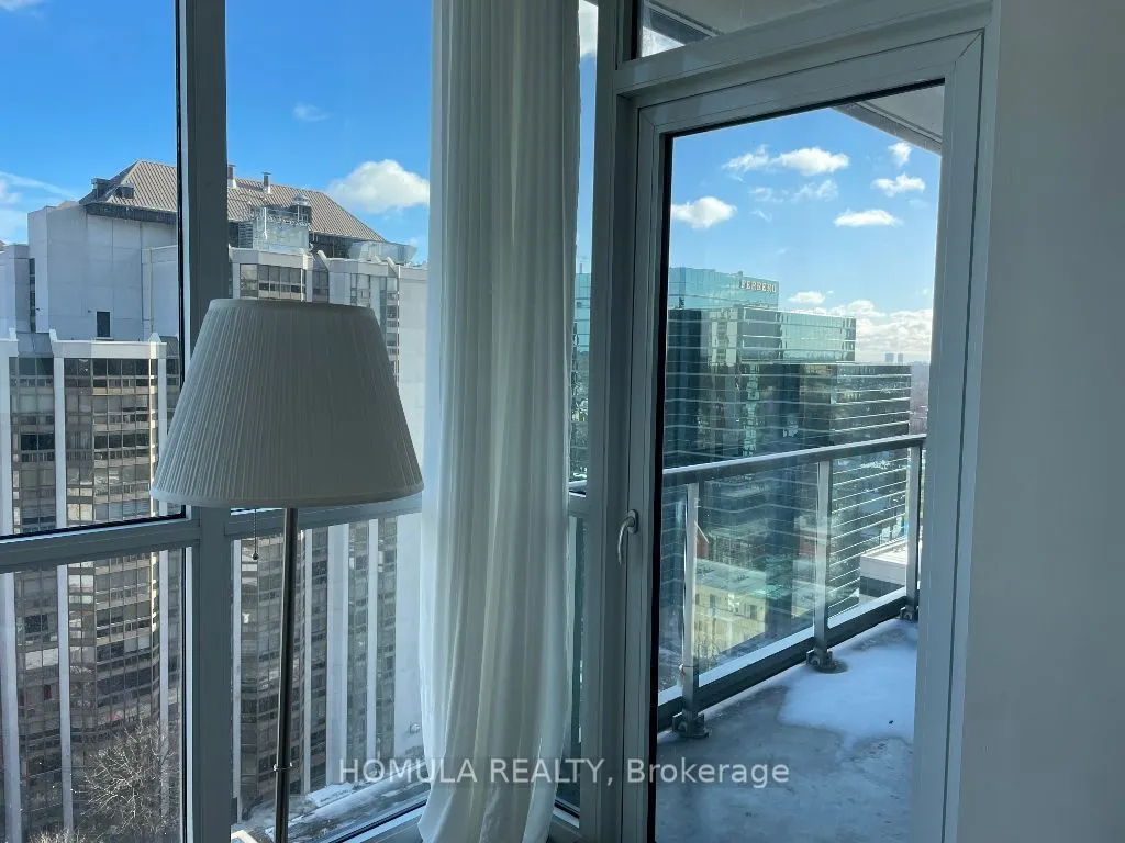88 Sheppard Avenue E, #1510