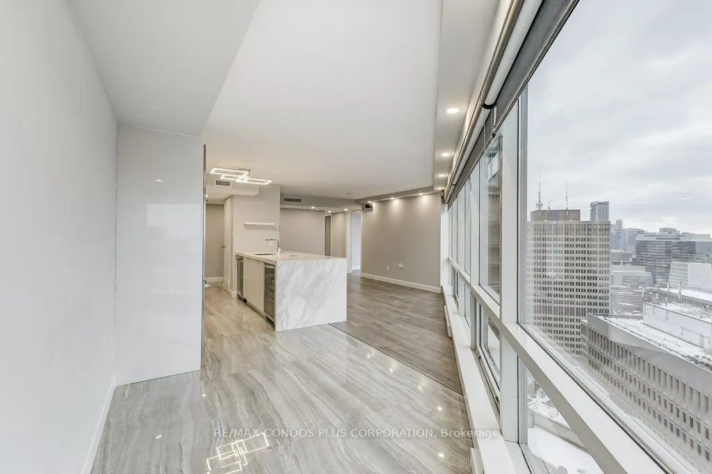 1001 Bay Street, #3211