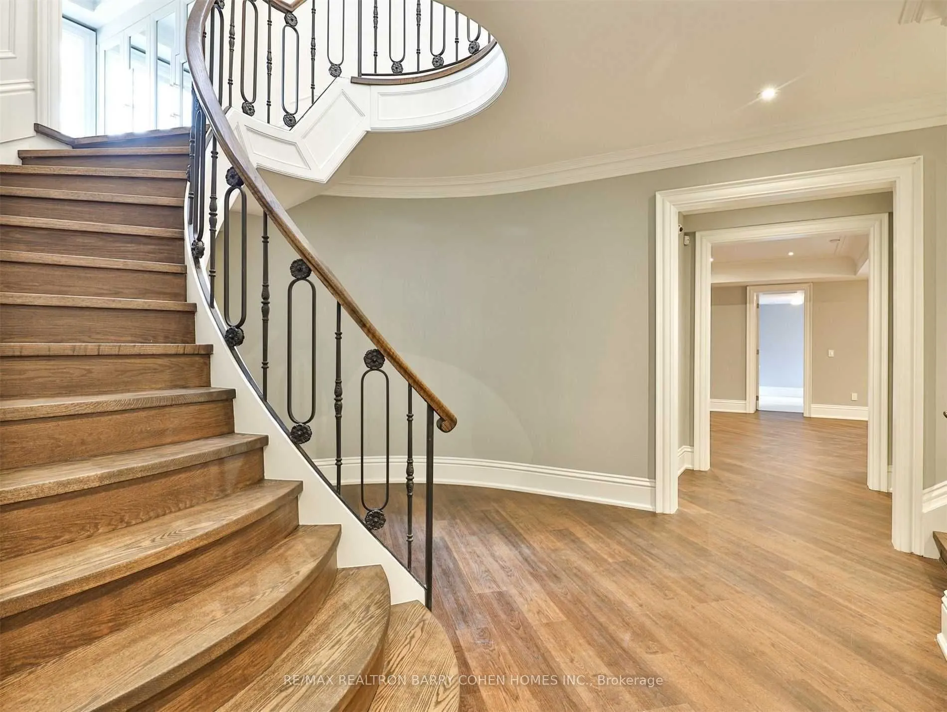31 Russell Hill Road