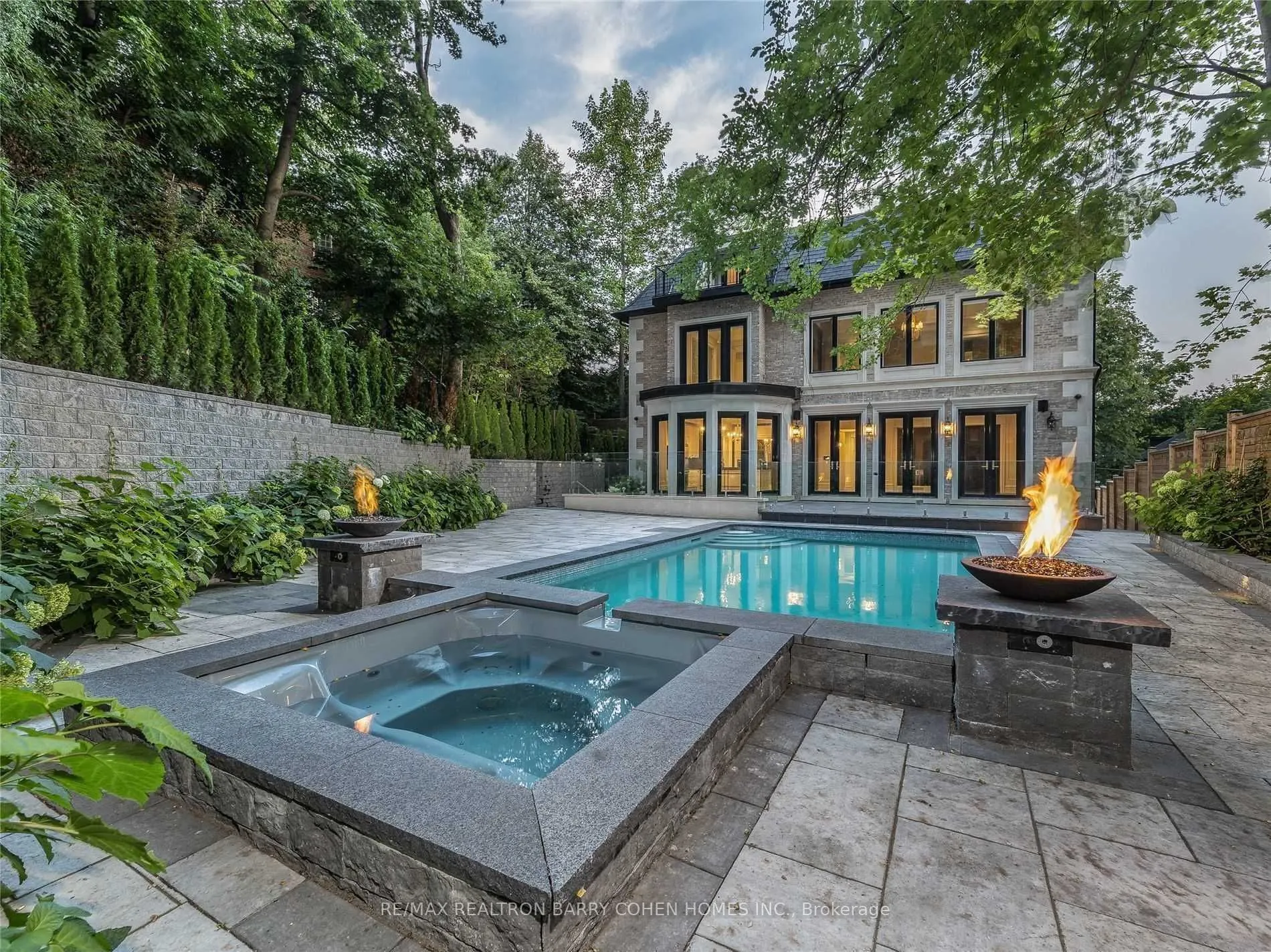 31 Russell Hill Road