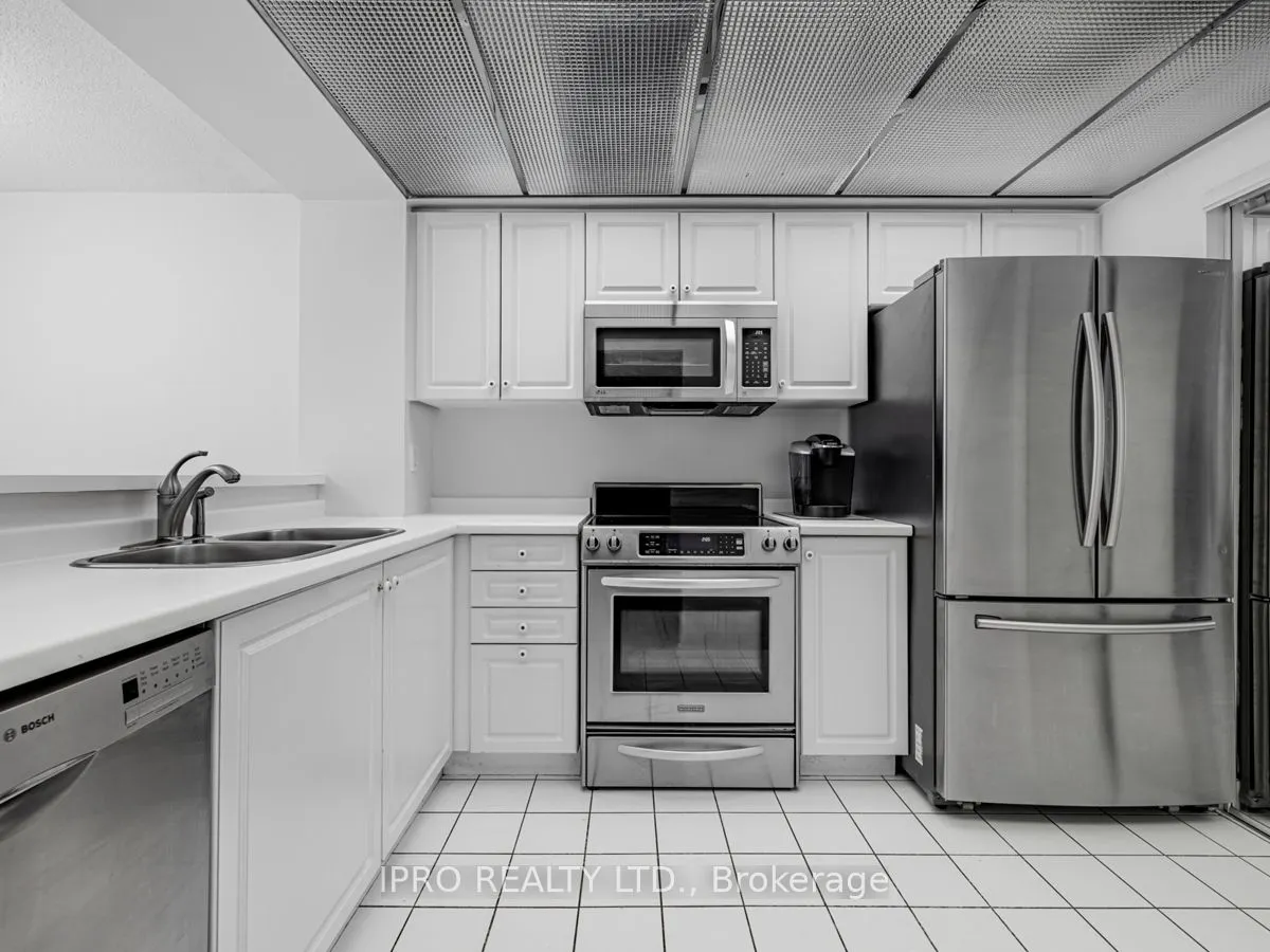 28 Hollywood Avenue, #PH09