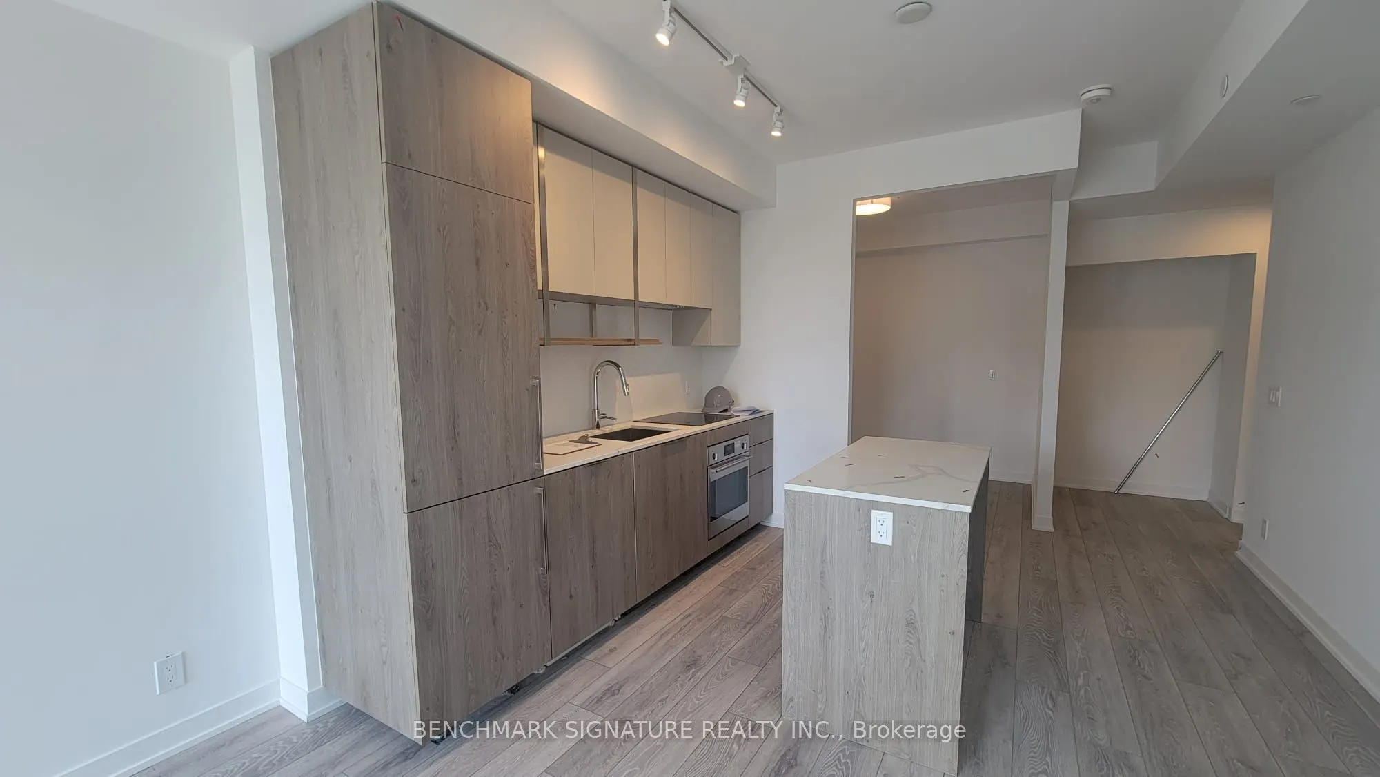 15 Holmes Avenue, #1312