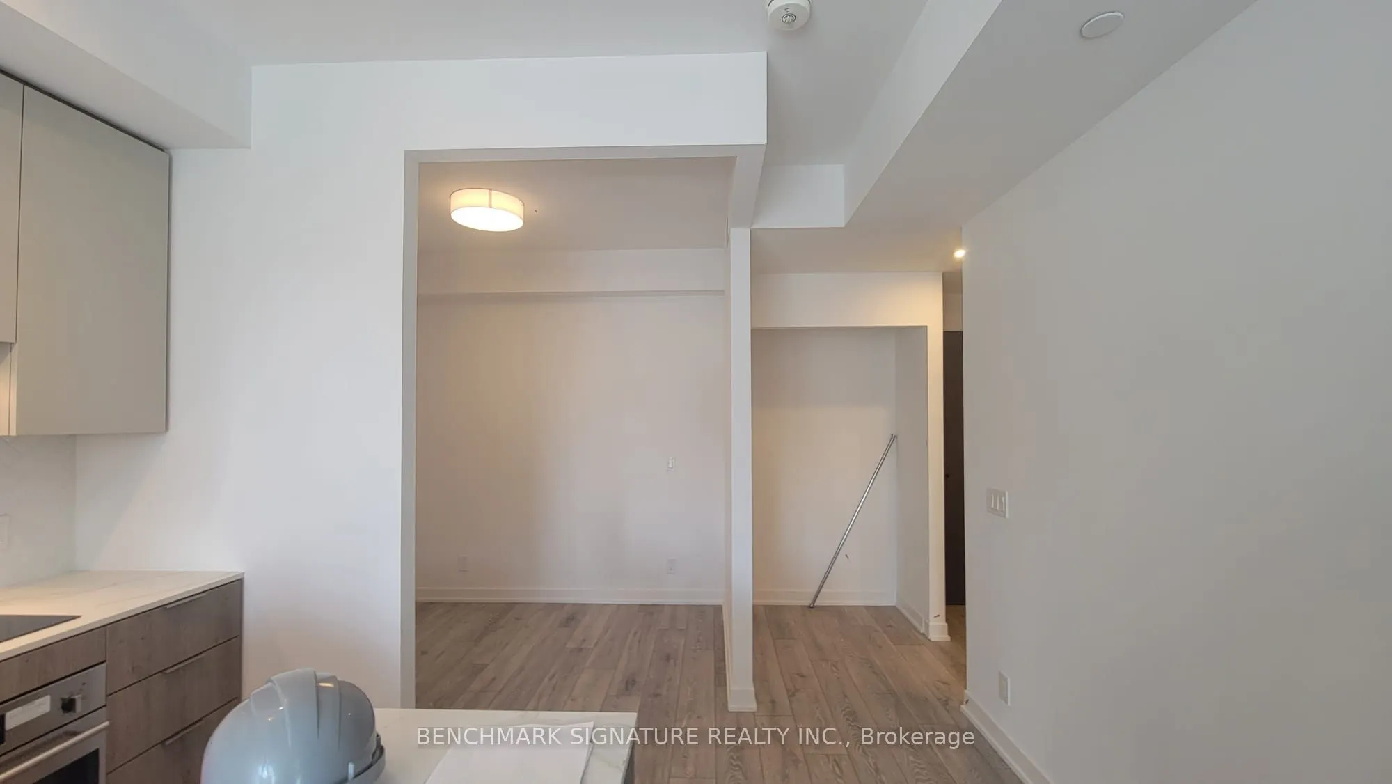 15 Holmes Avenue, #1312