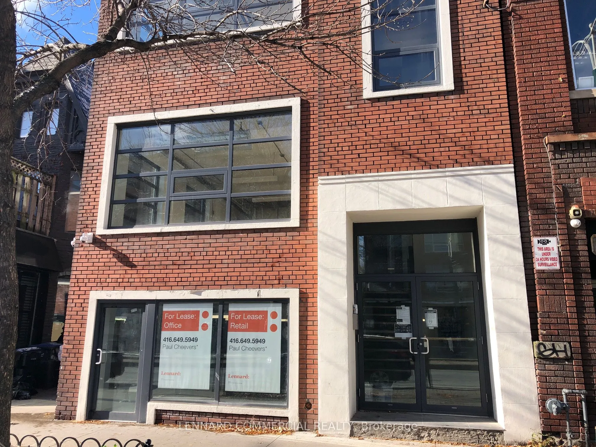 204 Spadina Avenue, #2nd Flr