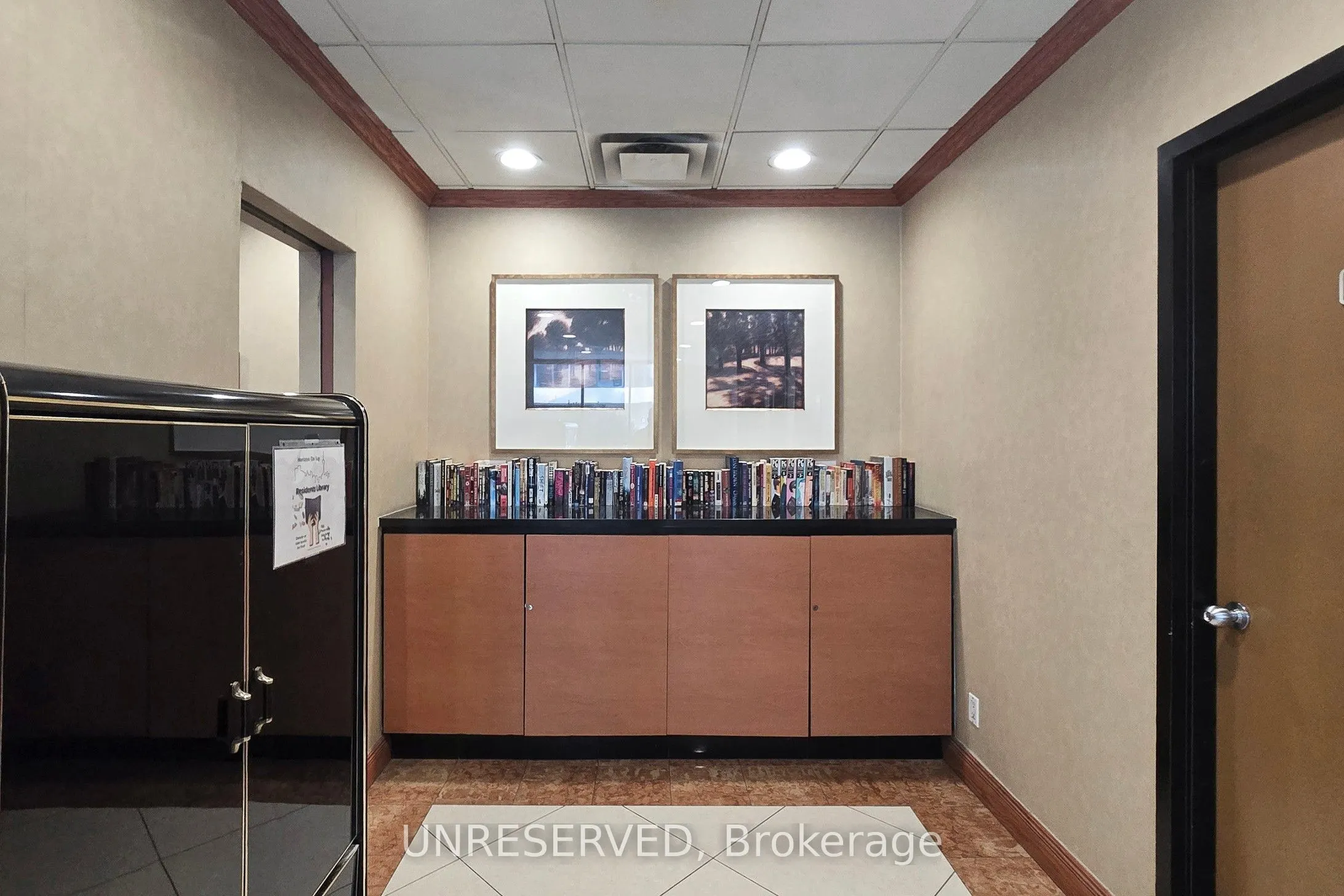 633 Bay Street, #1711