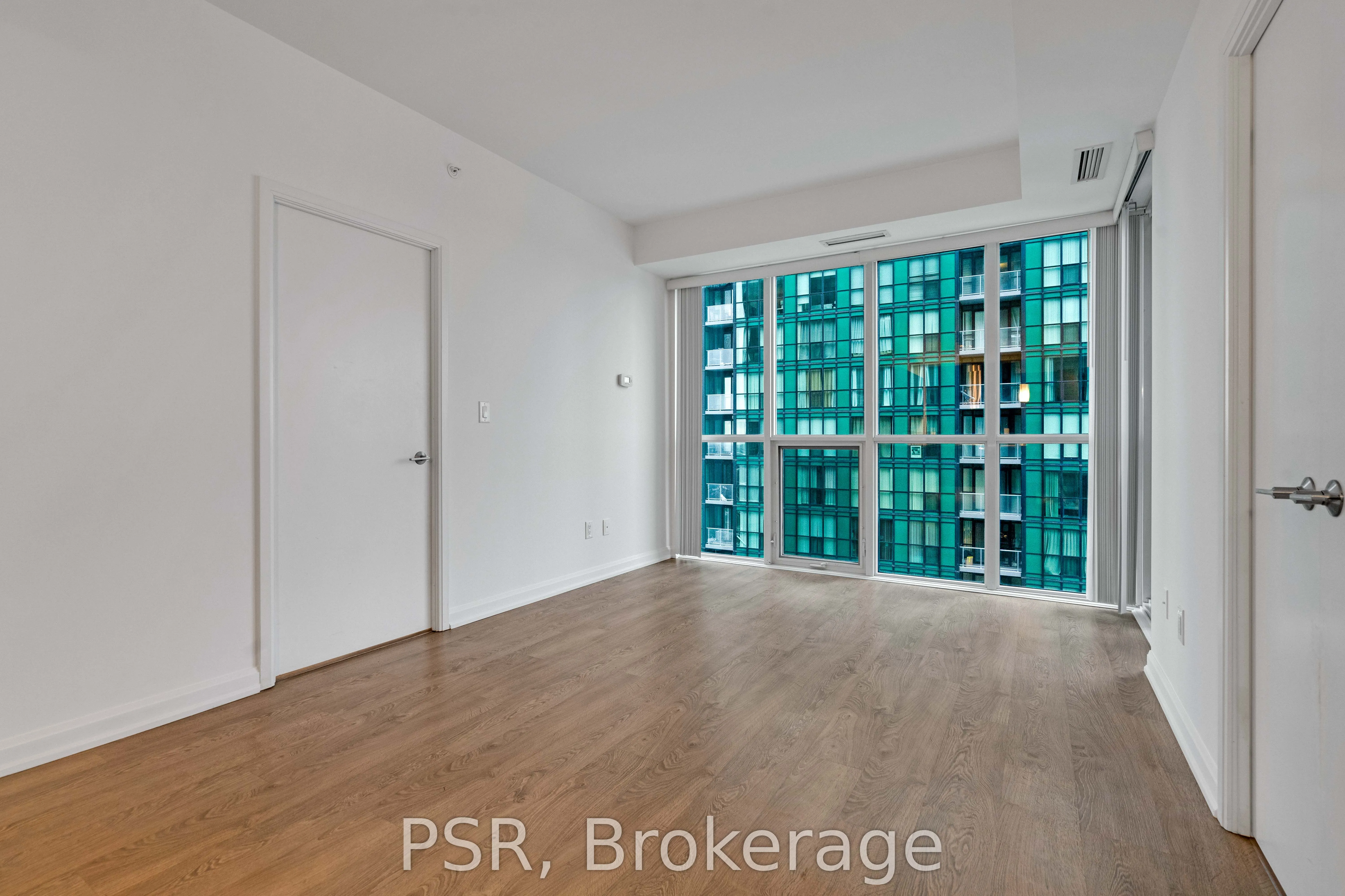 11 Bogert Avenue, #2701