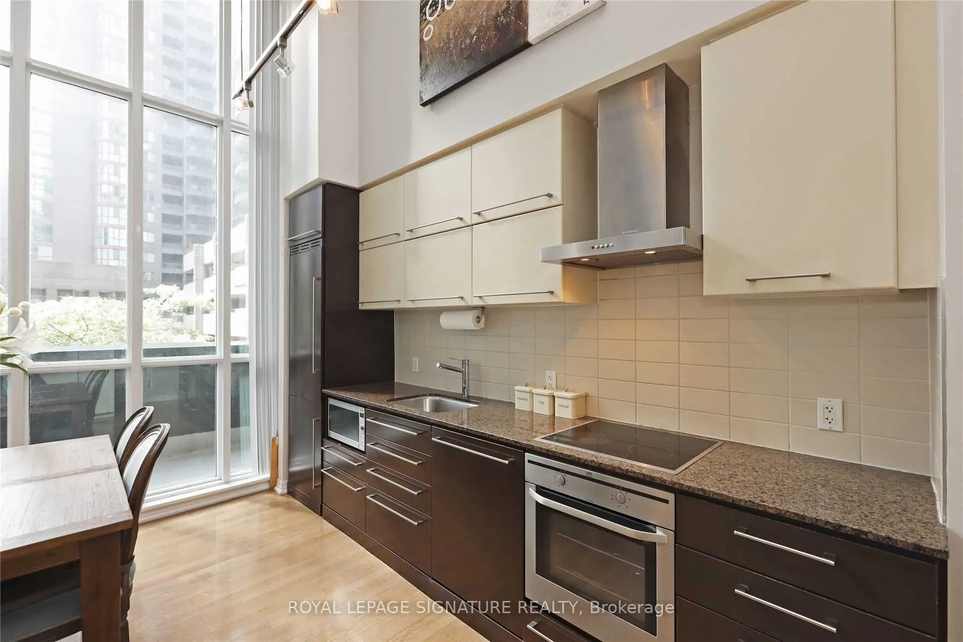 770 Bay Street, #204