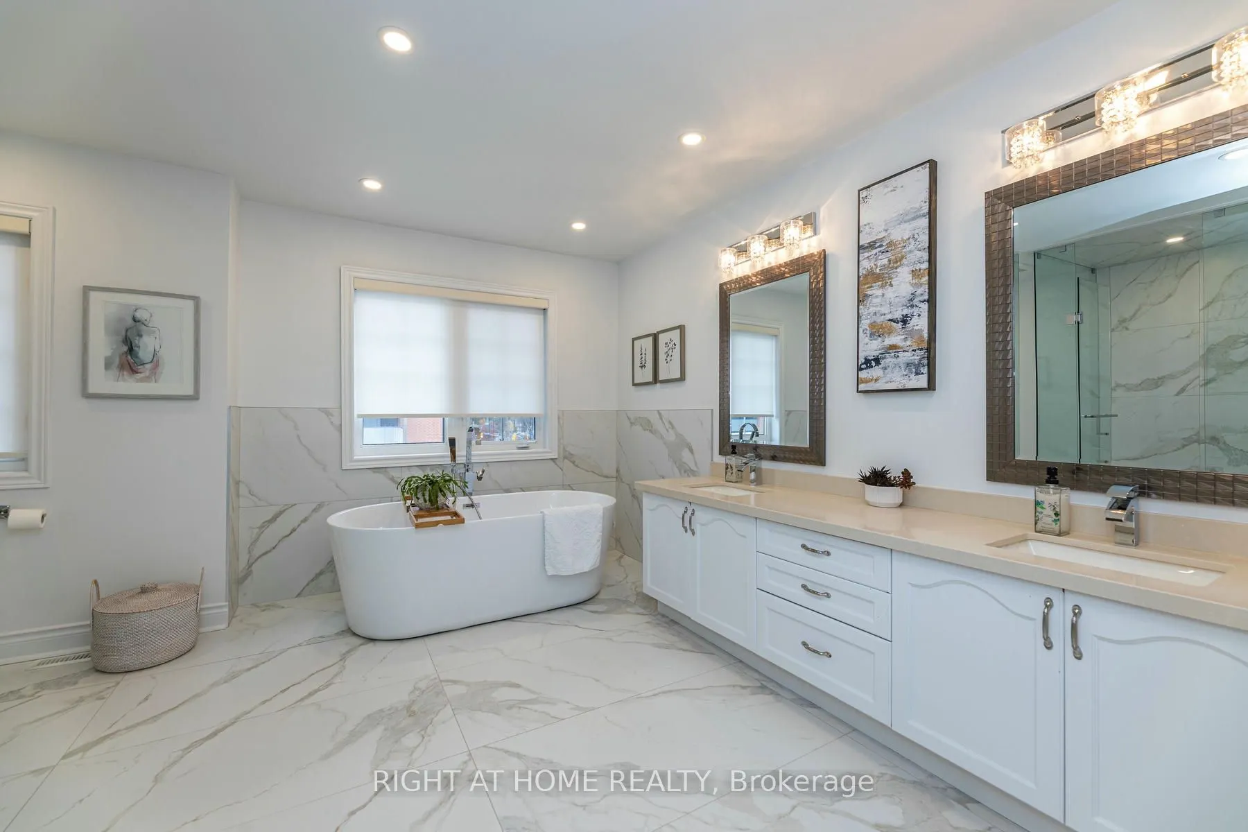 34 Horsham Avenue