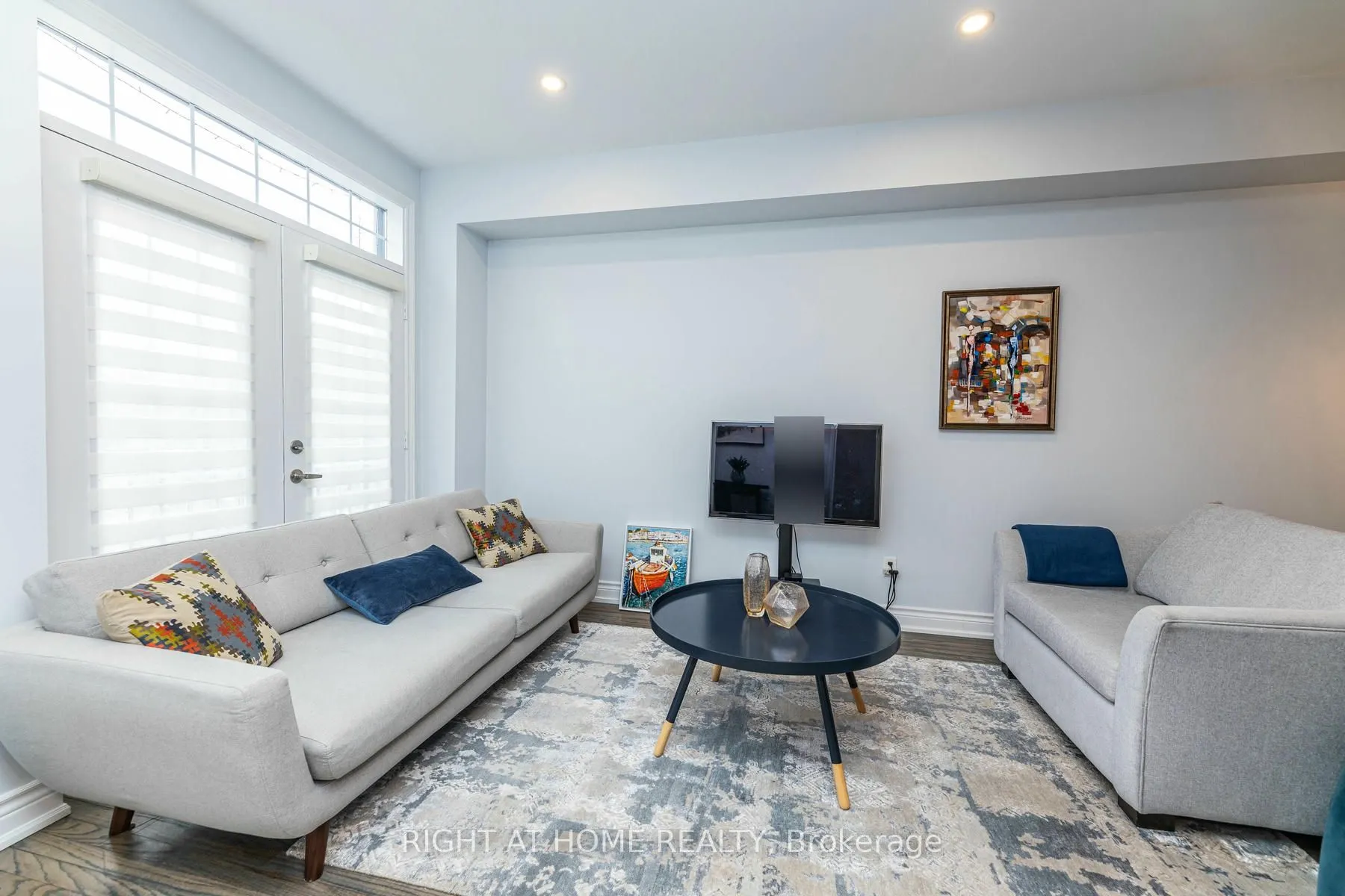 34 Horsham Avenue